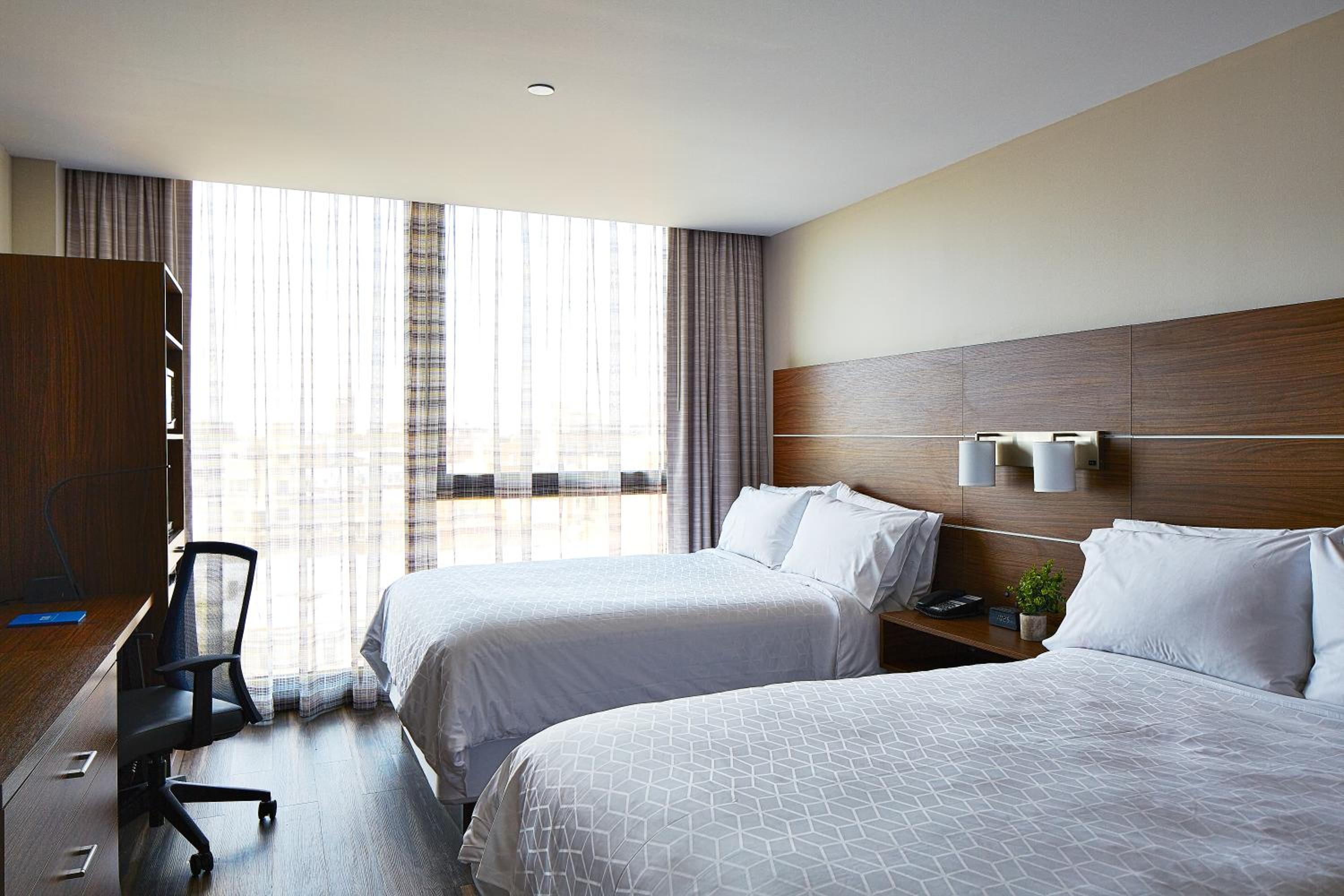 Standard Double Room with Two Double Beds - Photo 2