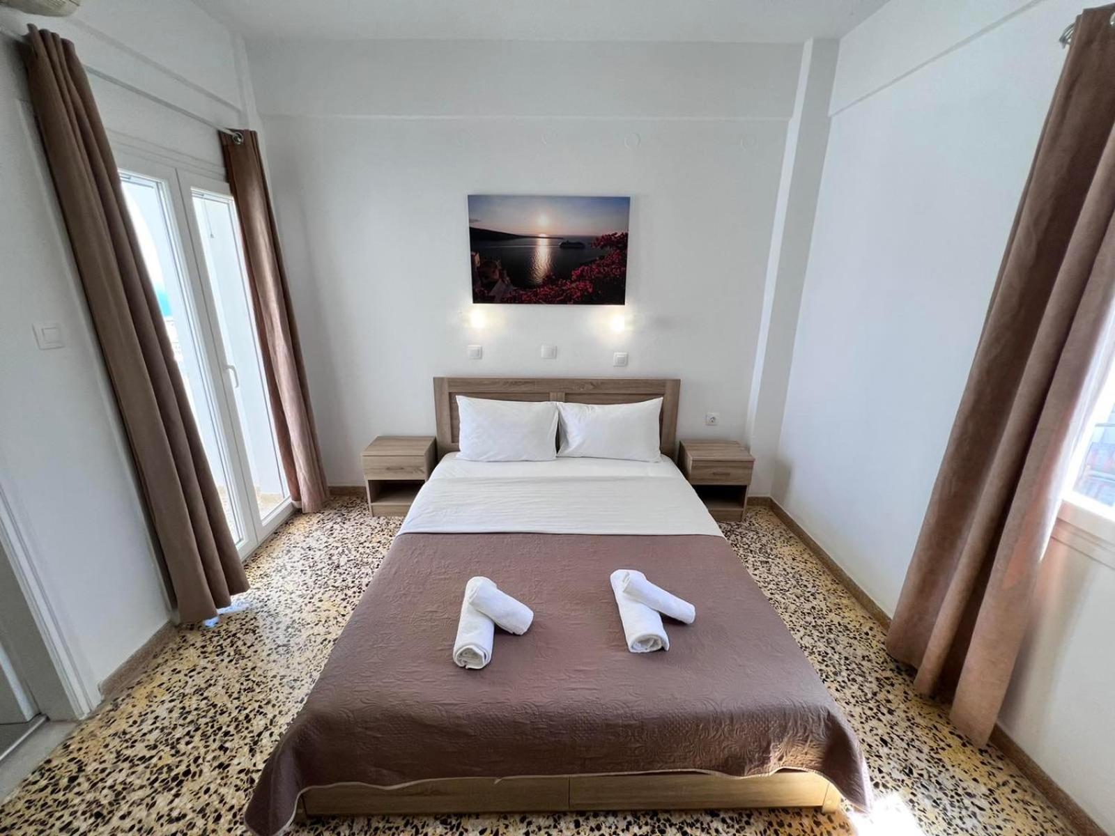 Double Room with Balcony and Sea View - Photo 13