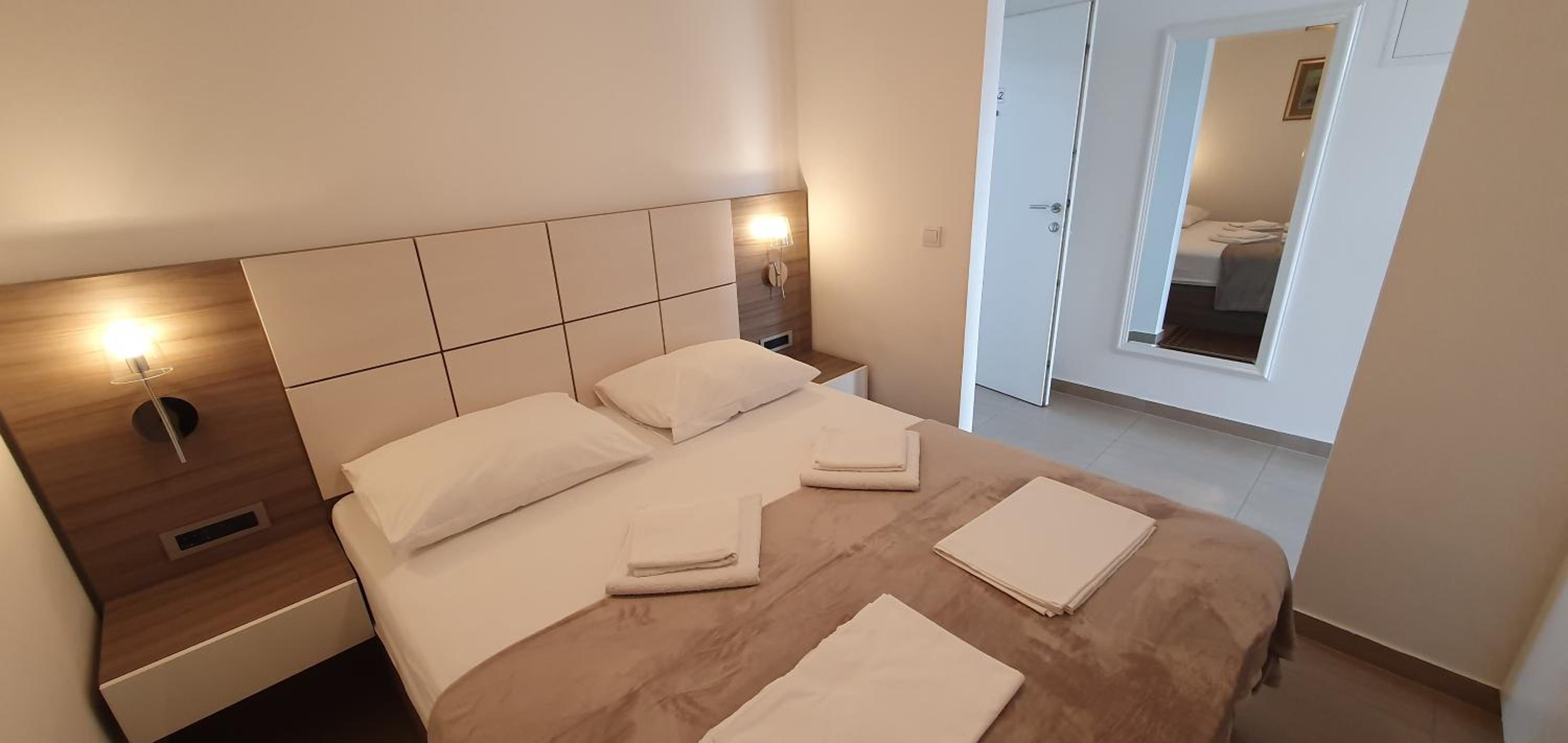 Studio Apartment with Balcony and Sea View - Photo 1