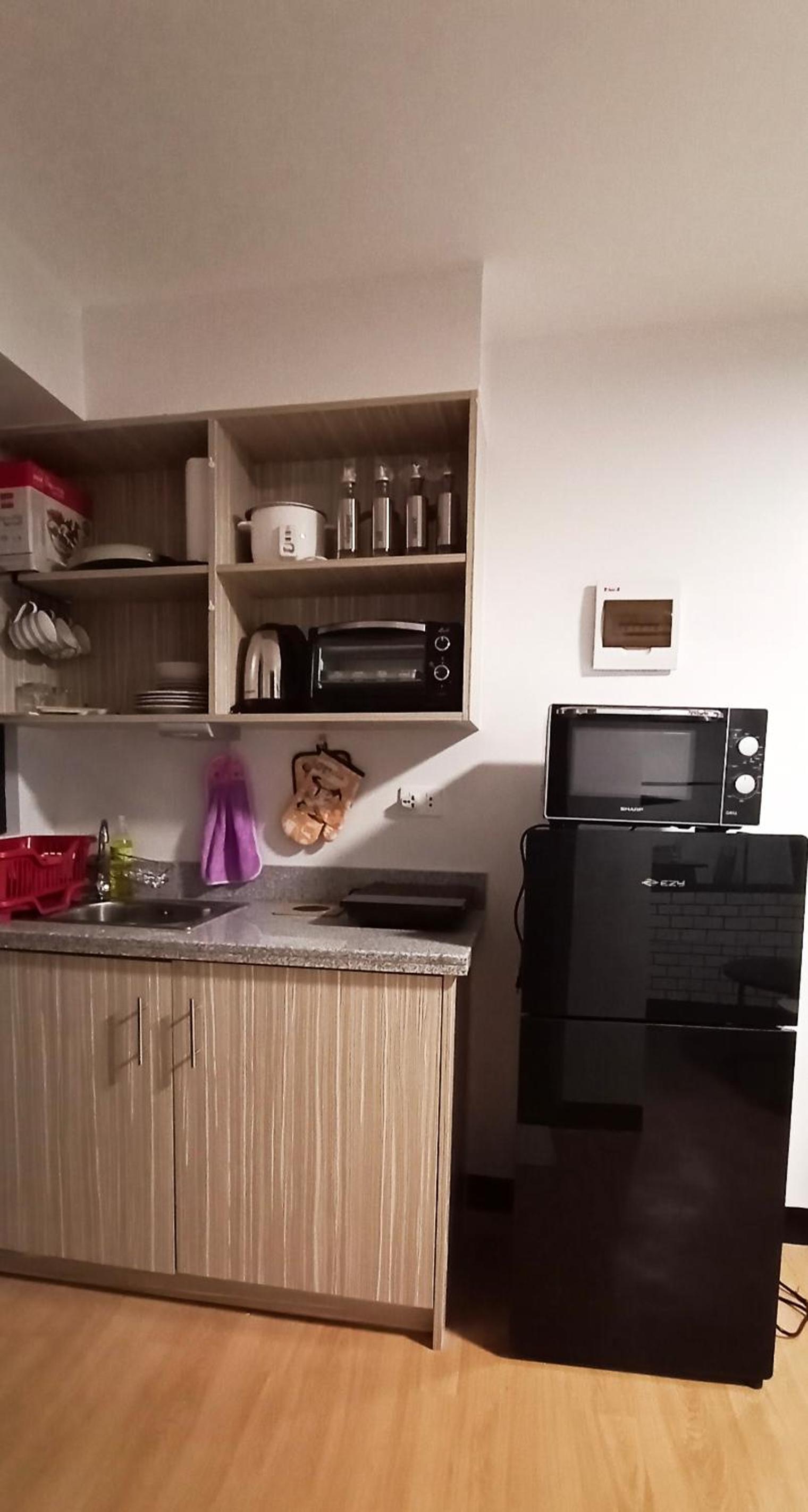 One-Bedroom Apartment - Photo 8