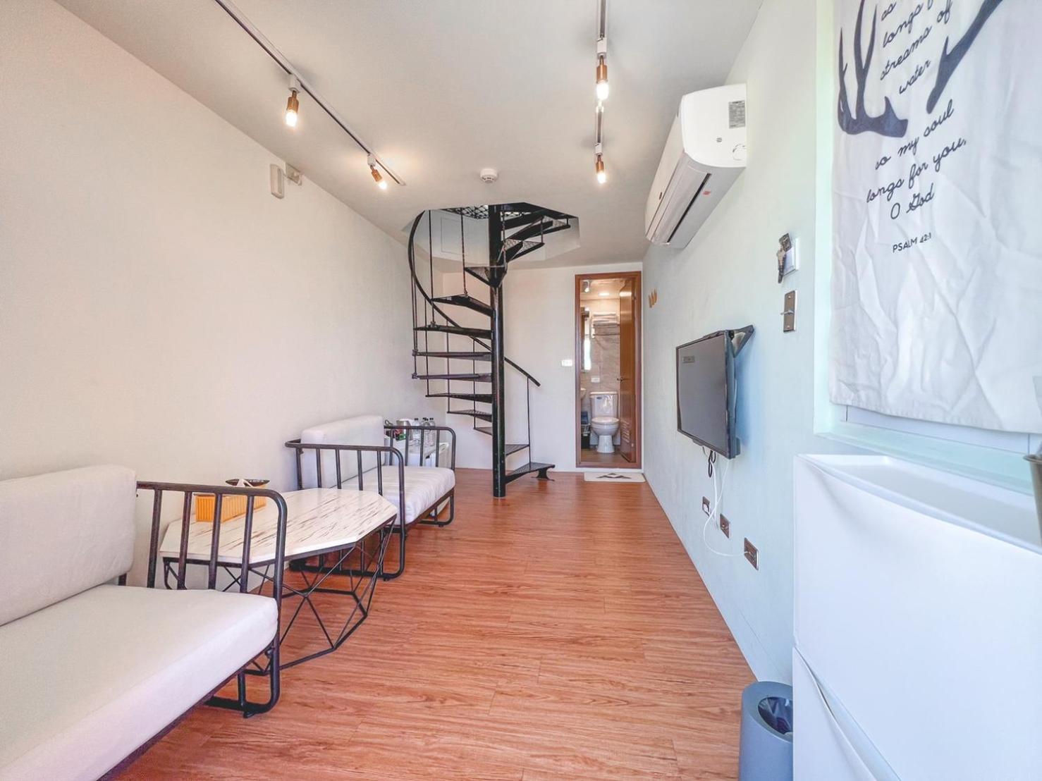 Duplex Quadruple Room photo 3