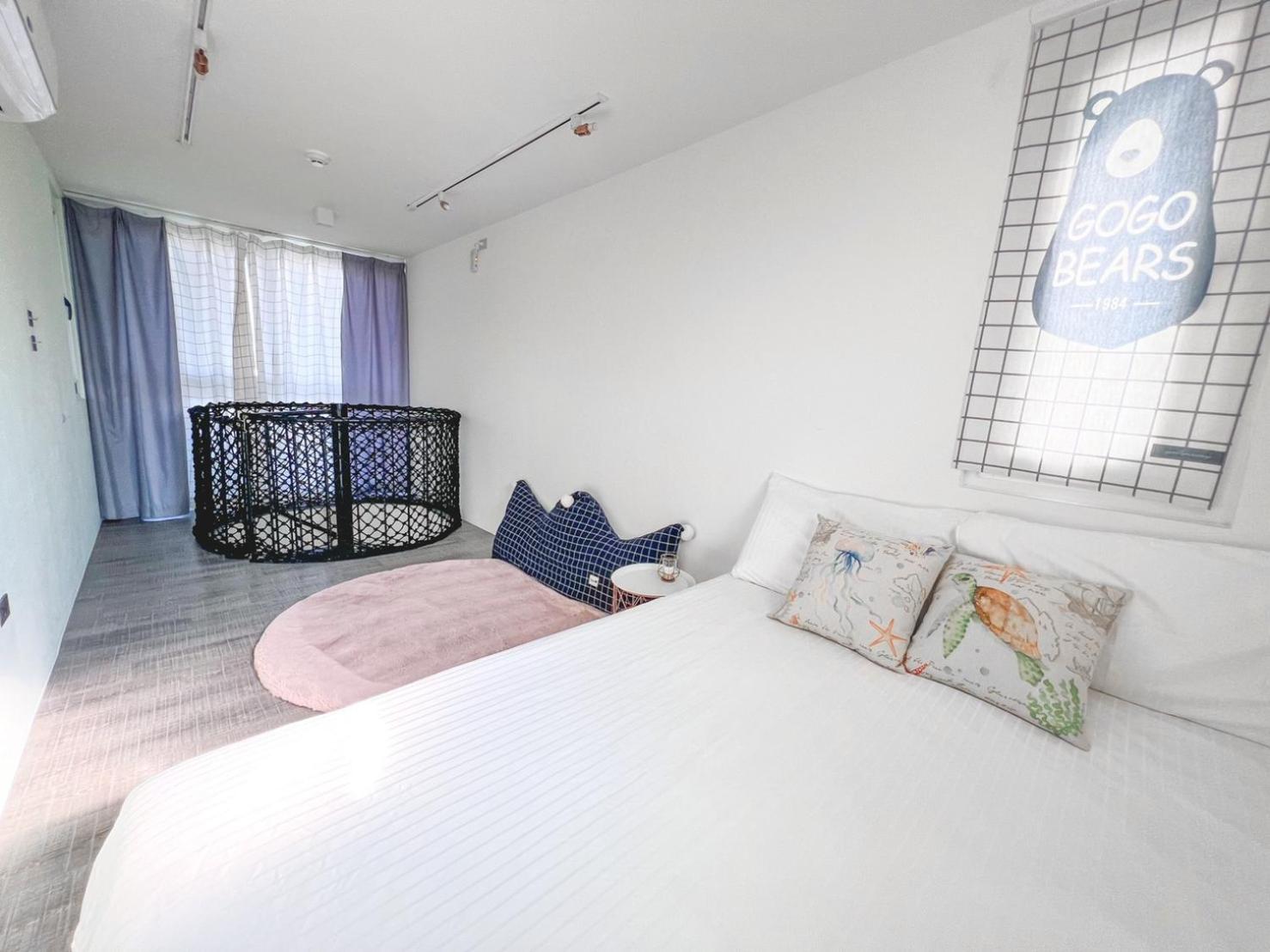 Deluxe Double Room with Balcony photo 3