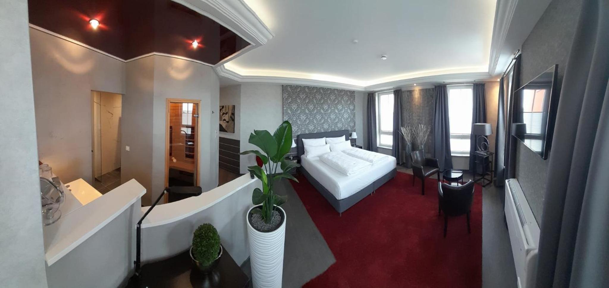 Junior Suite with Sauna