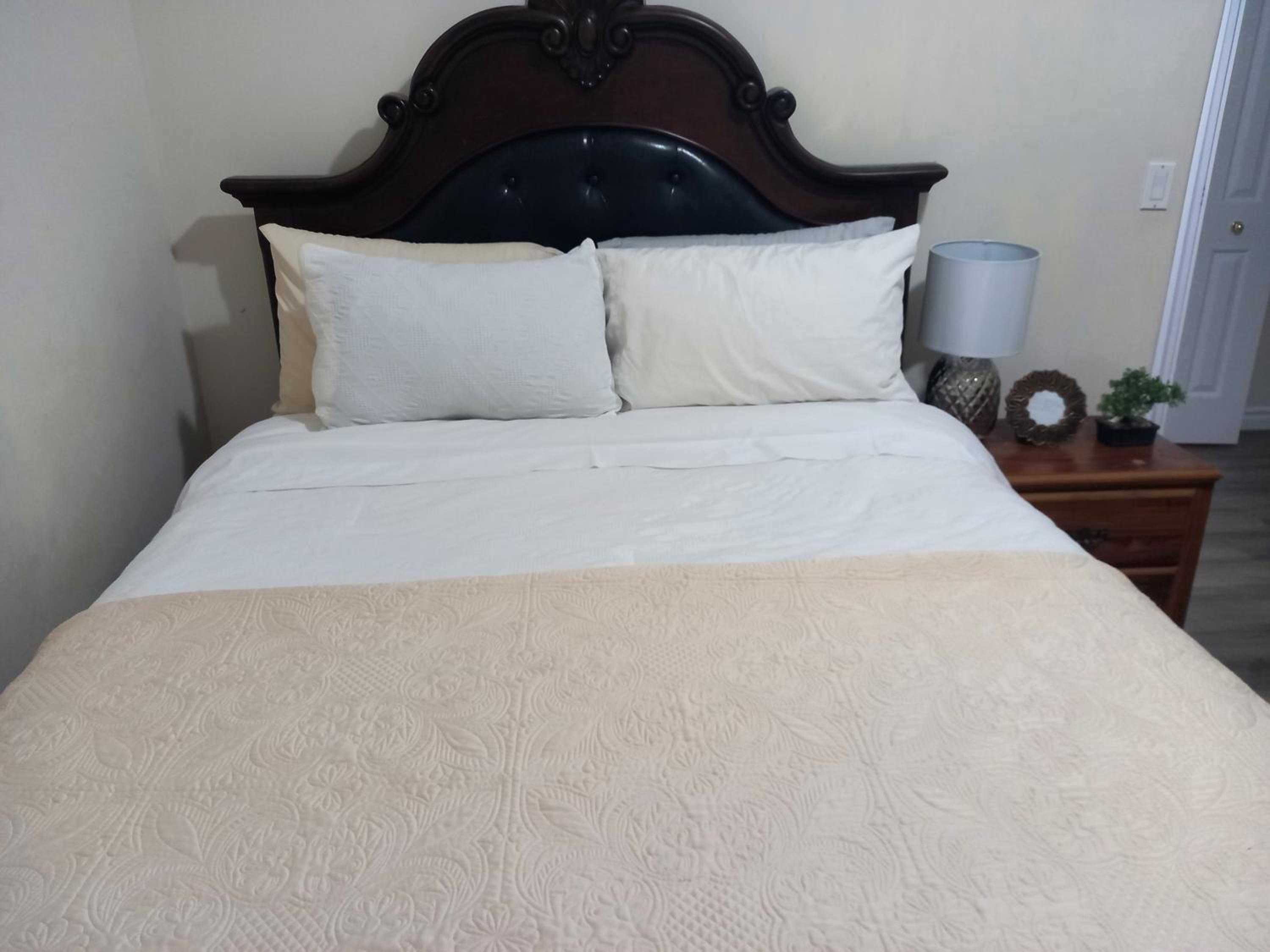 Double Room with Private Bathroom photo 1