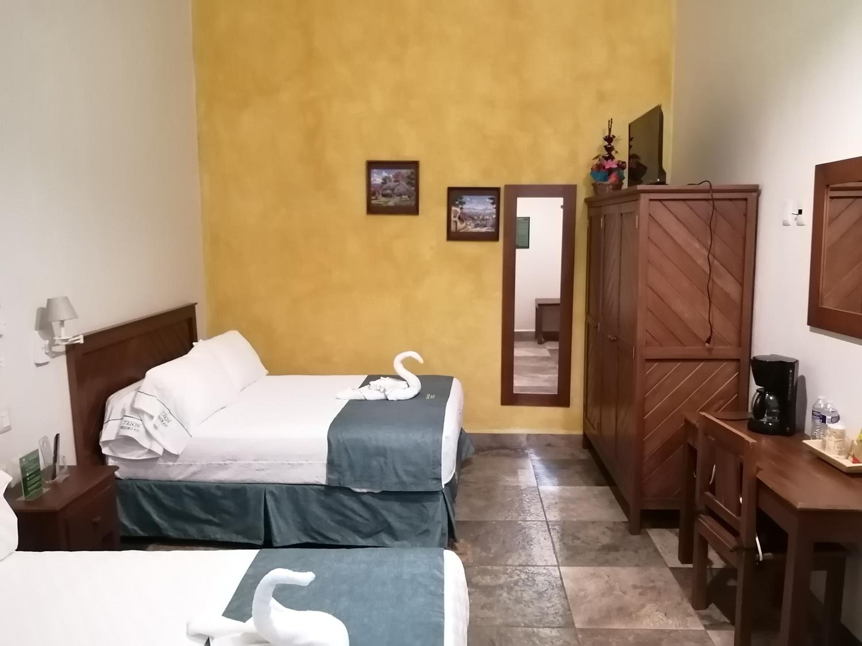 Double Room with Two Double Beds photo 1
