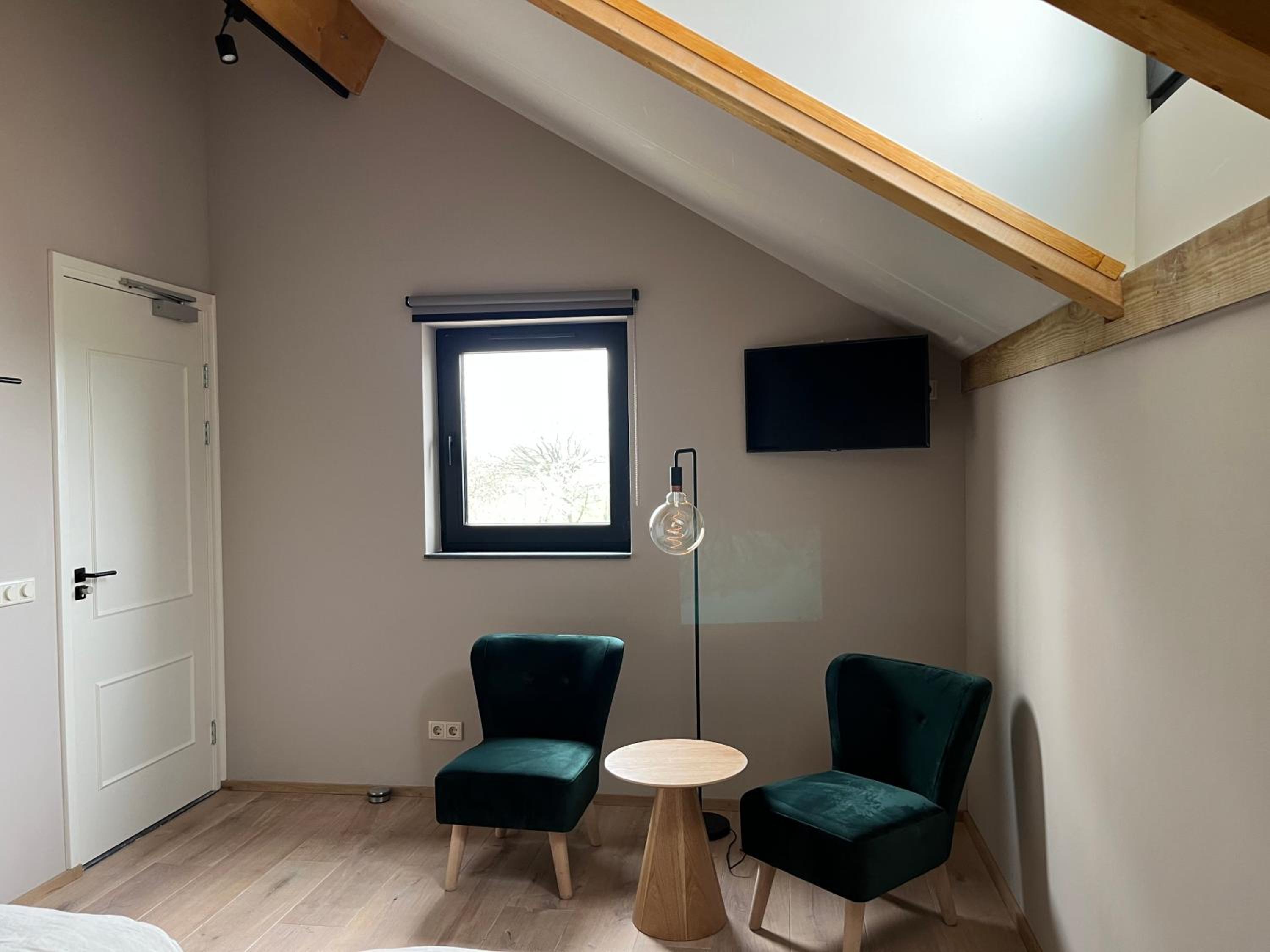 Deluxe Double Room - Photo 3