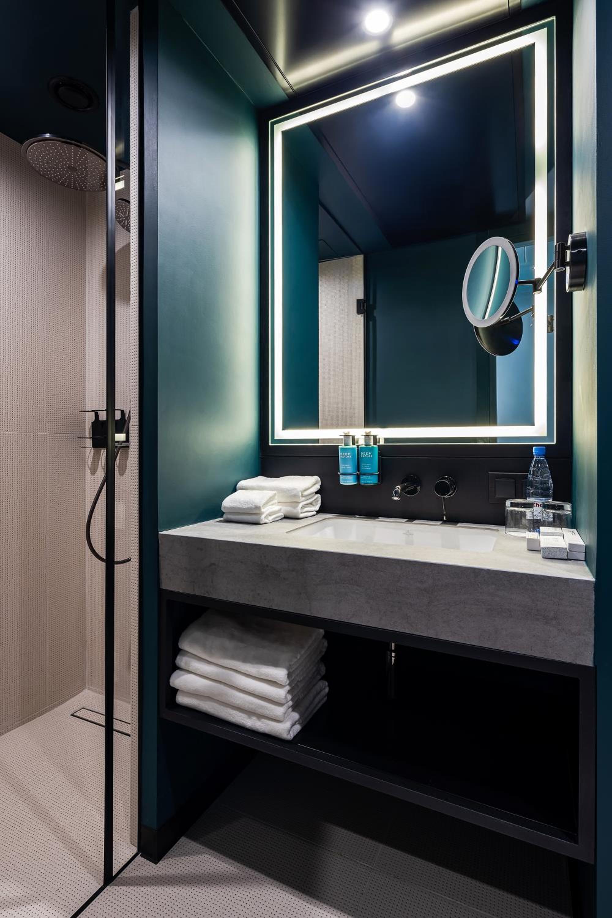 One-Bedroom Apartment - Photo 4