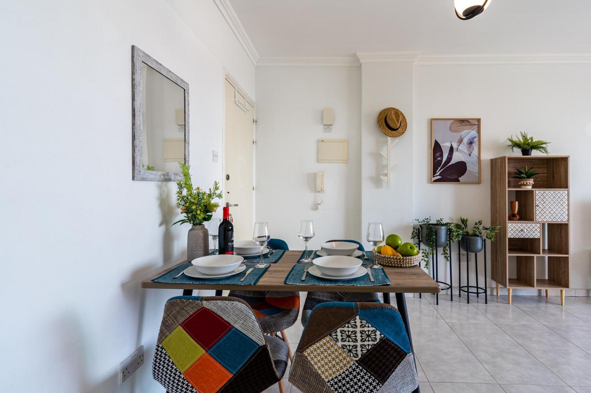 Apartment with Balcony - Photo 19