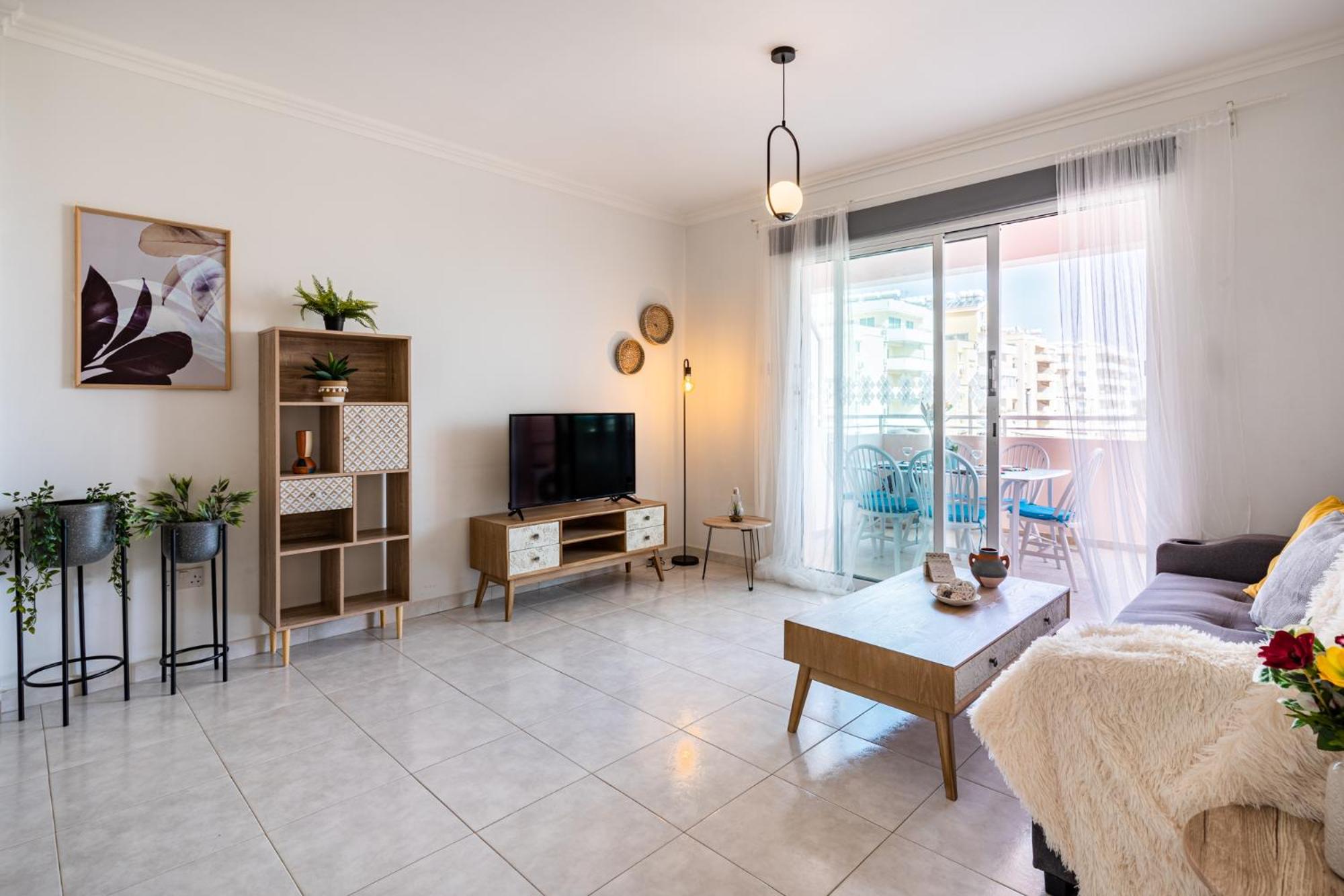 Apartment with Balcony - Photo 1