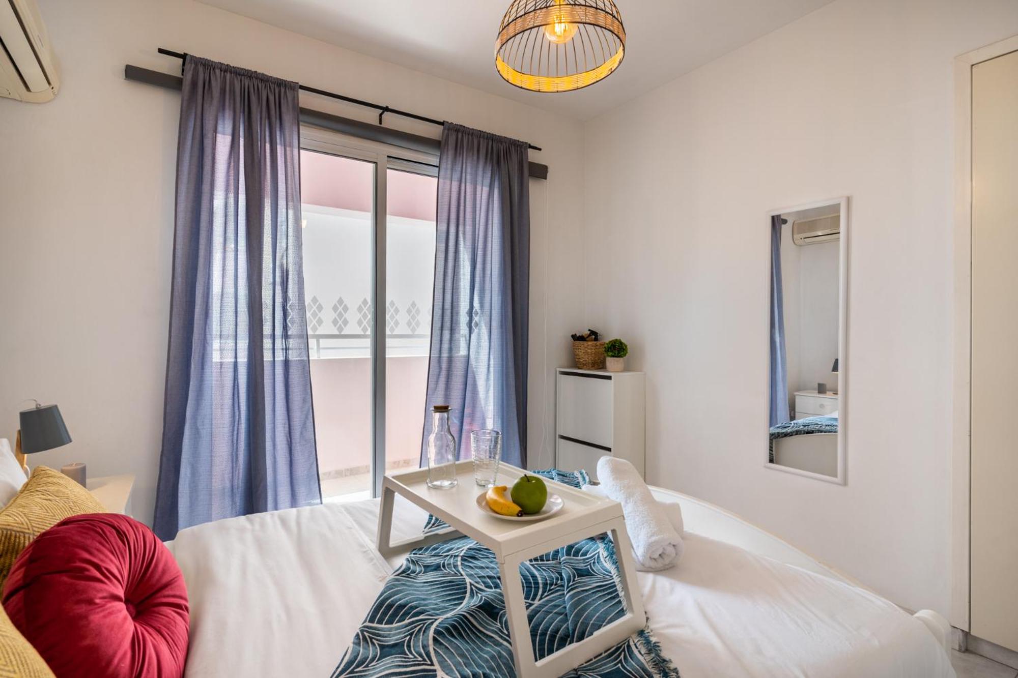 Apartment with Balcony - Photo 27