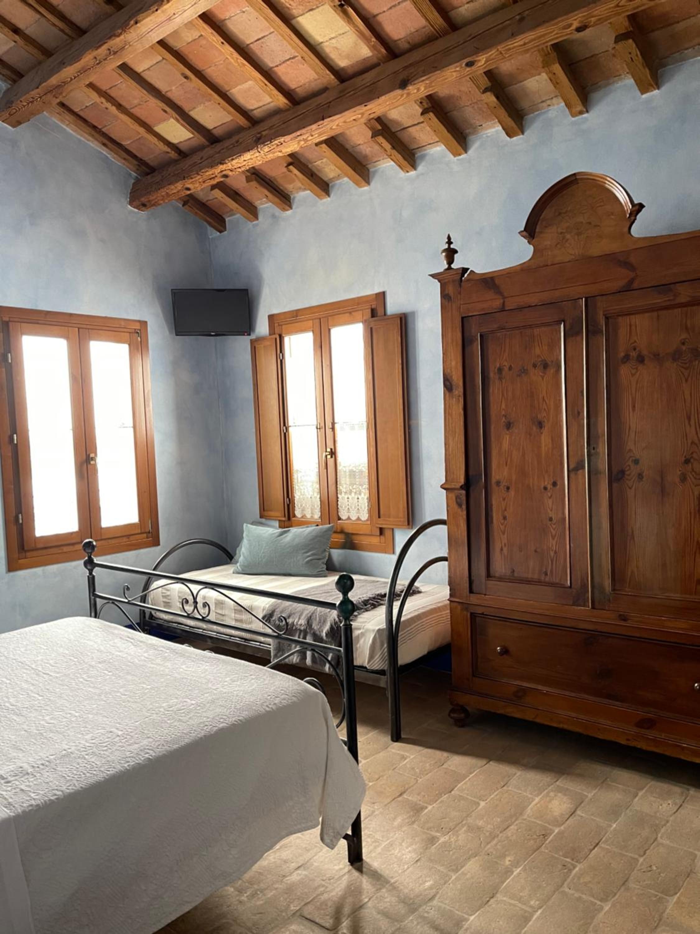 Triple Room - Photo 2