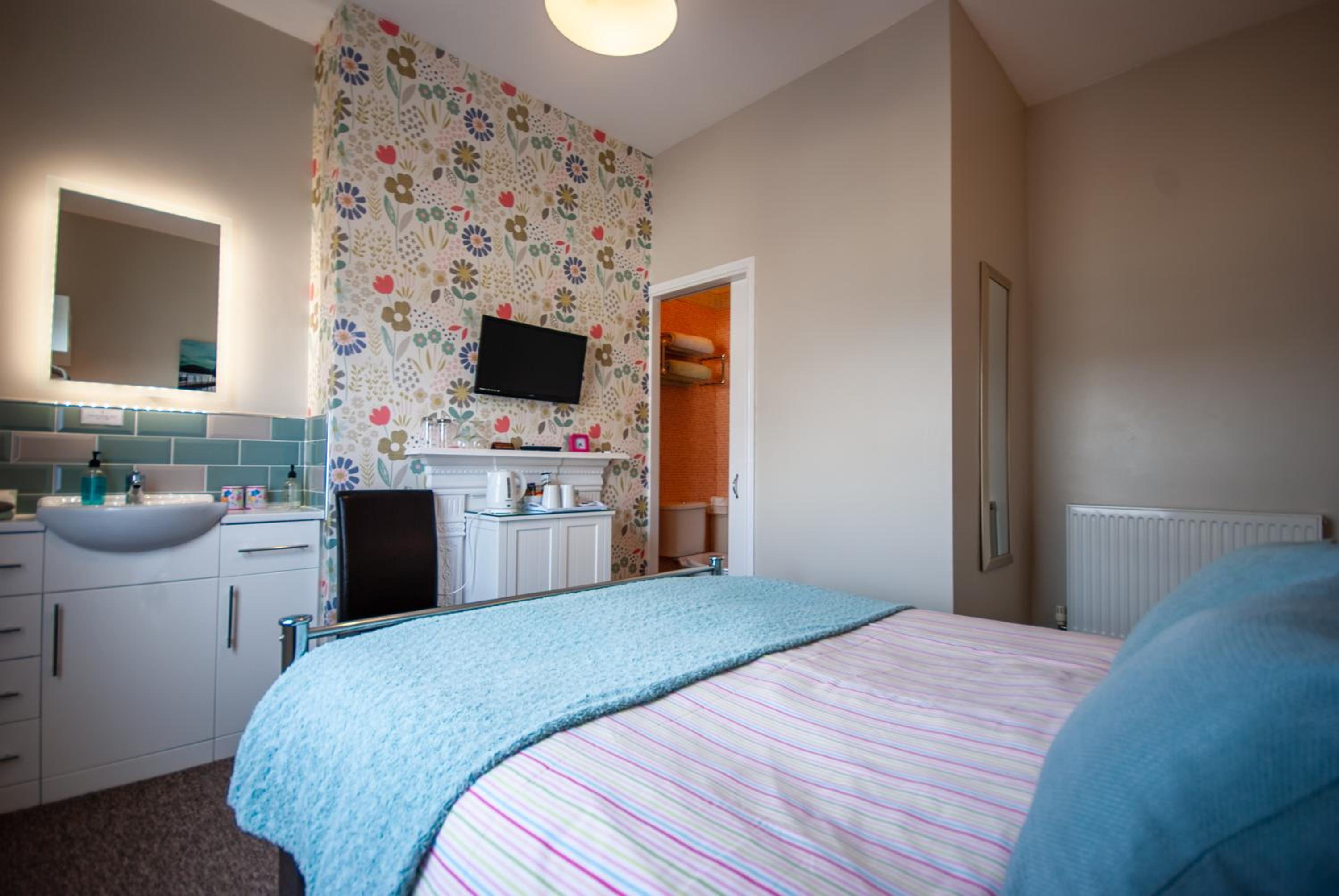 Small Double Room photo 3