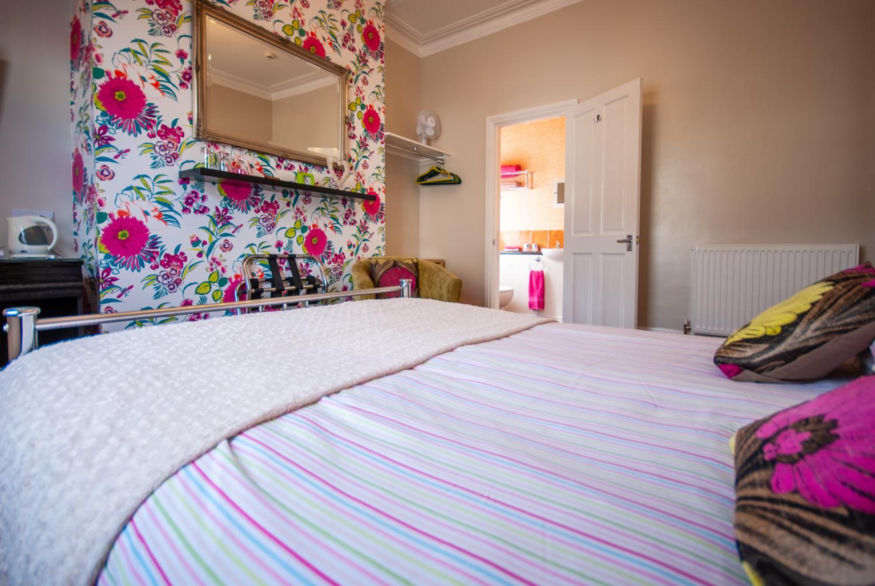 Standard Double Room photo 3
