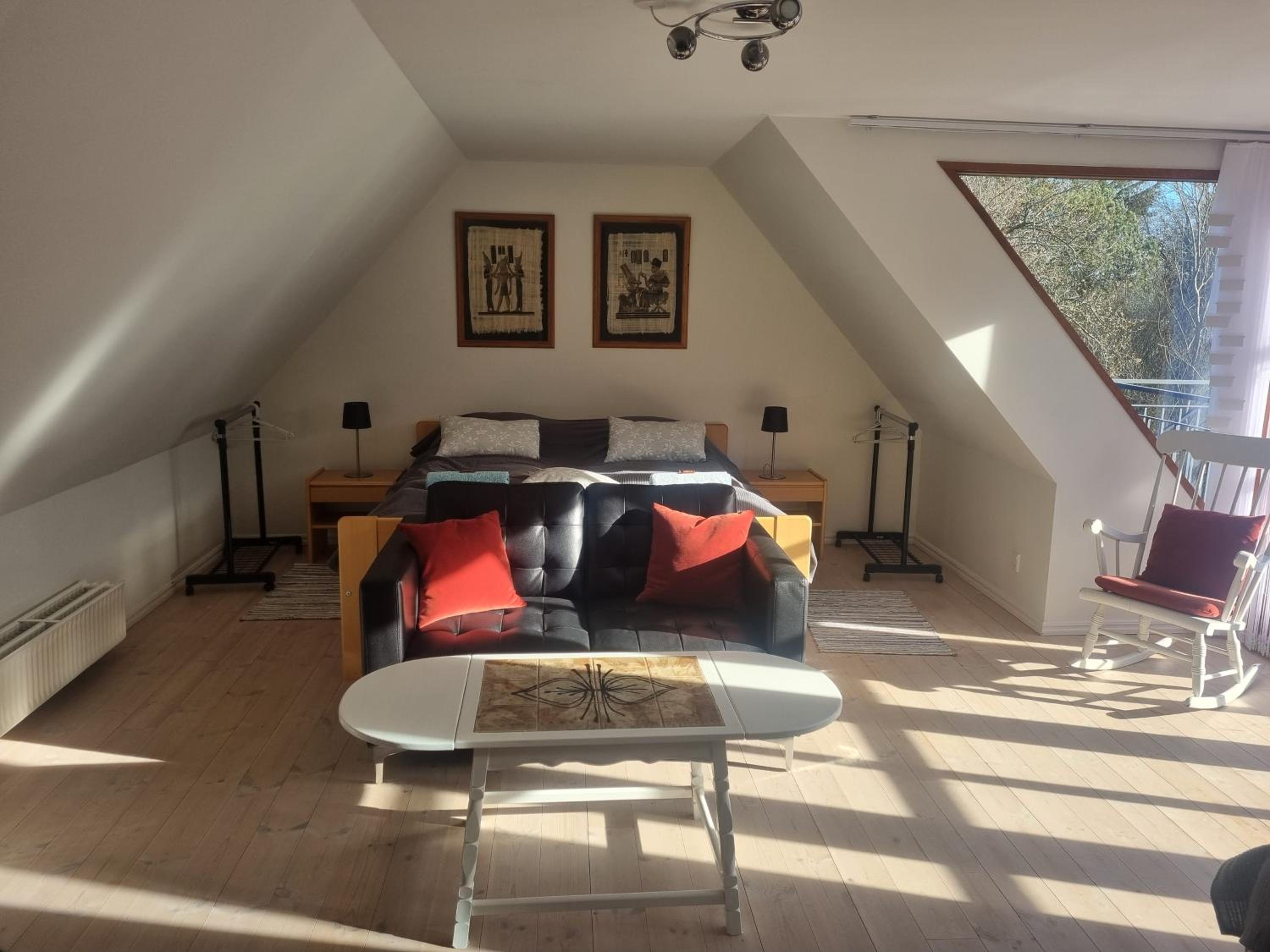 Quadruple Room with Balcony photo 2