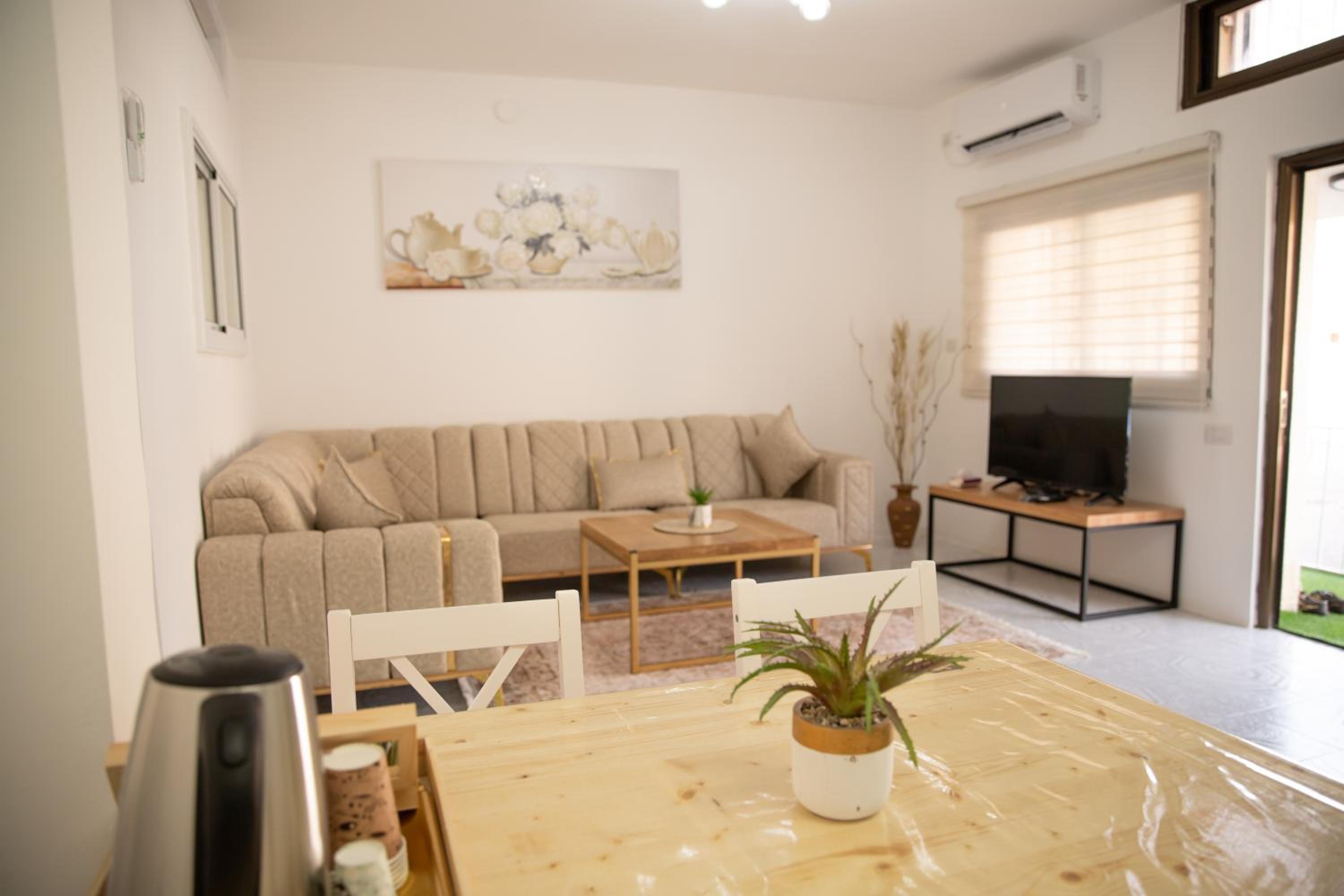 Two-Bedroom Apartment - Photo 7