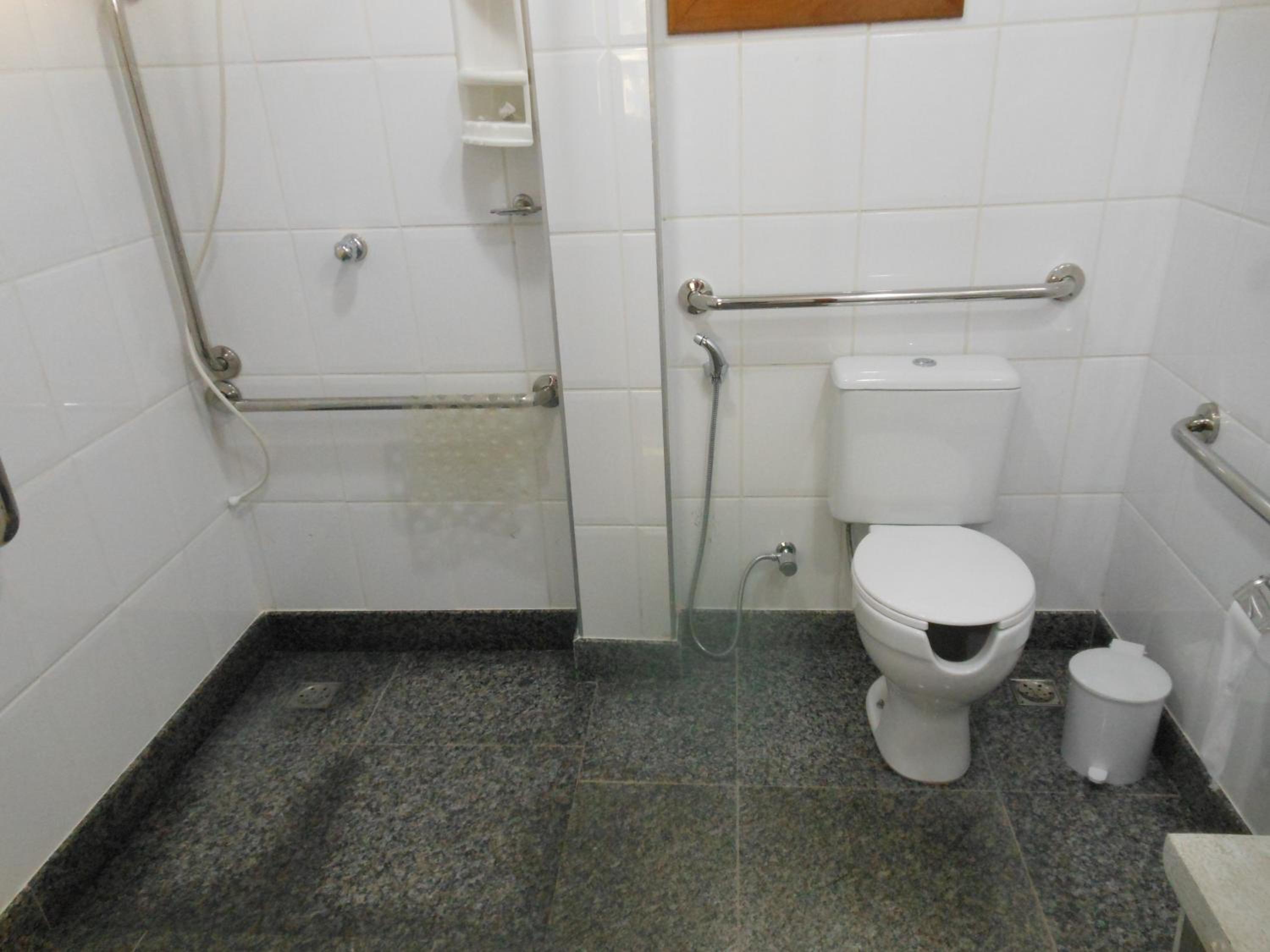 Suite - Disability Access photo 2