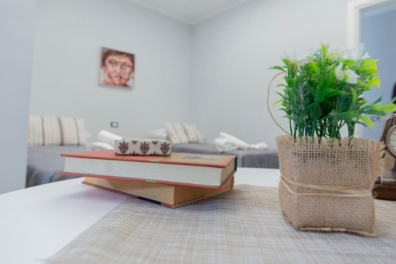 Triple Room with Private Bathroom - Photo 4