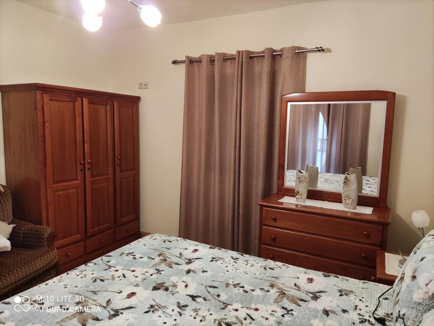 One-Bedroom House - Photo 1