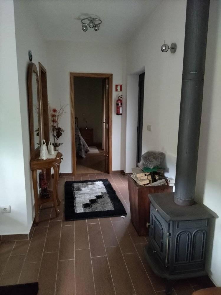One-Bedroom House - Photo 8