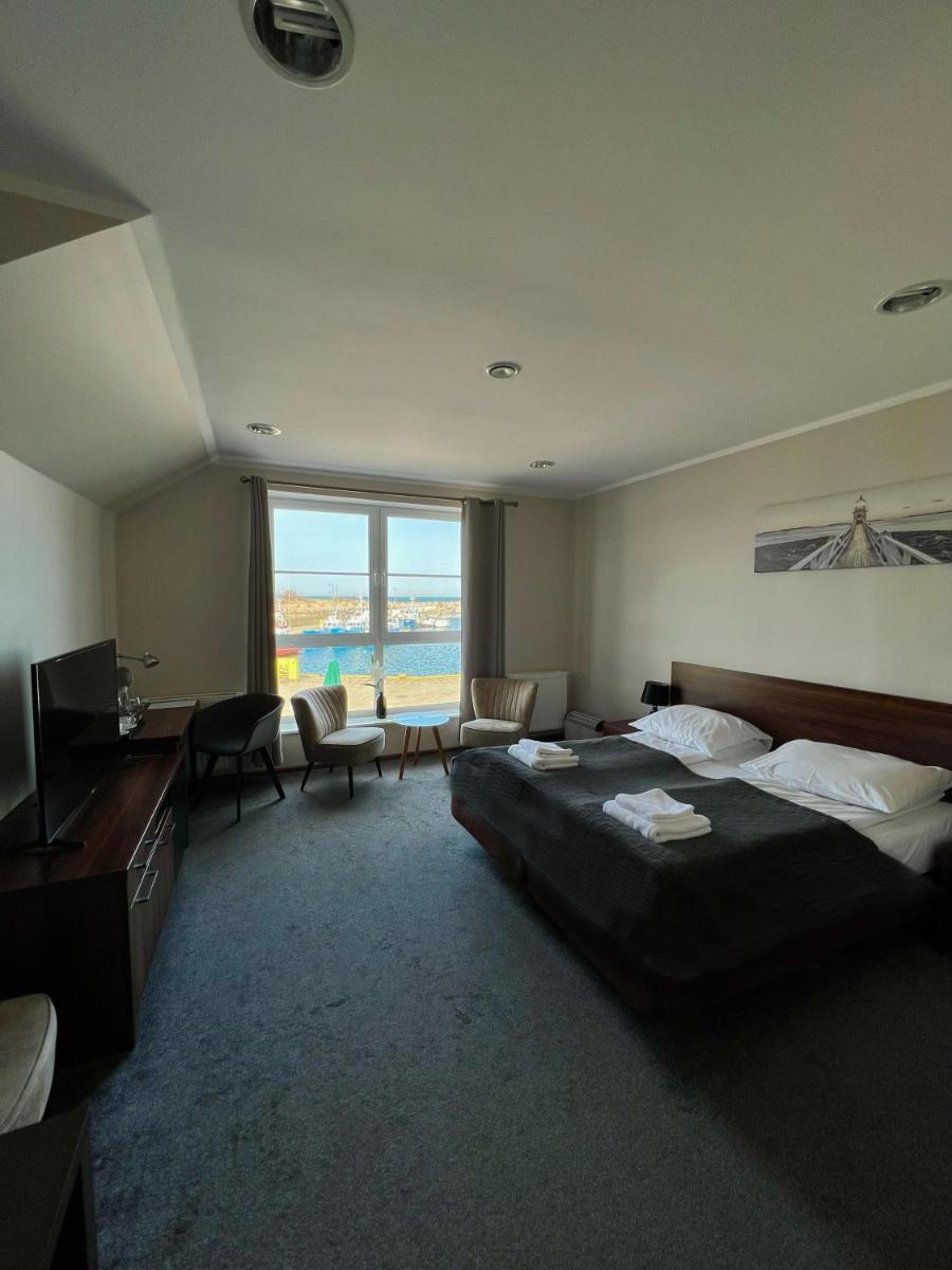 Deluxe Suite with Sea View photo 3