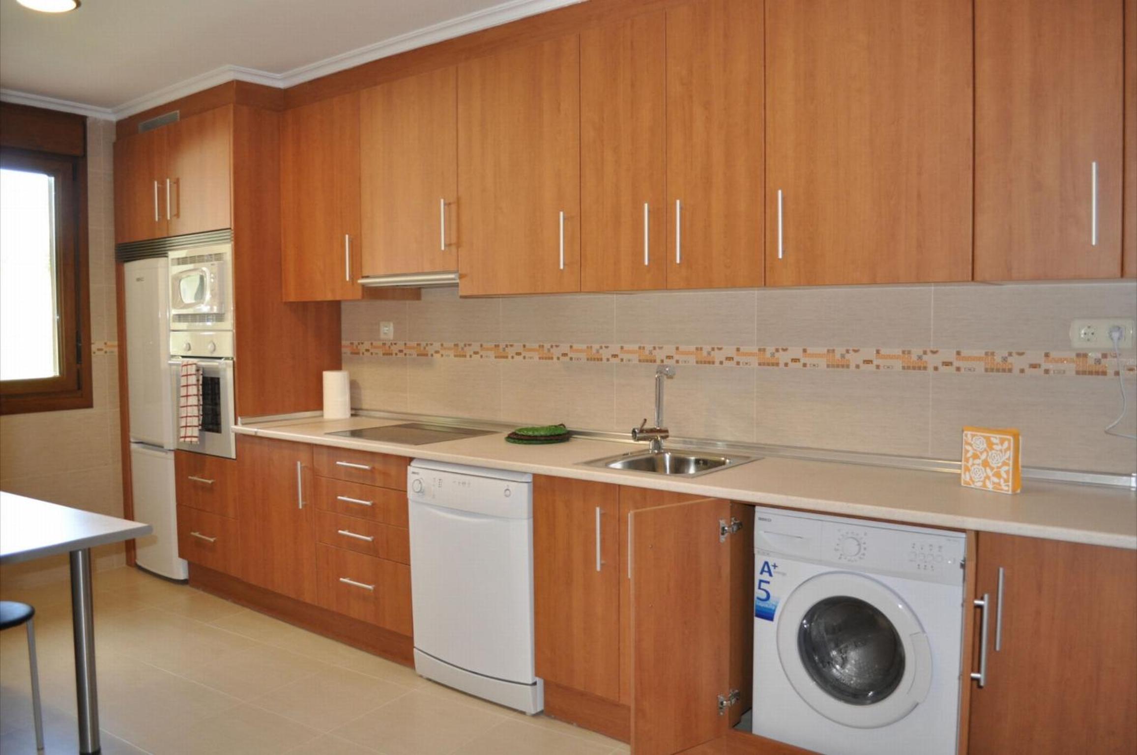 Three-Bedroom Apartment - Photo 3