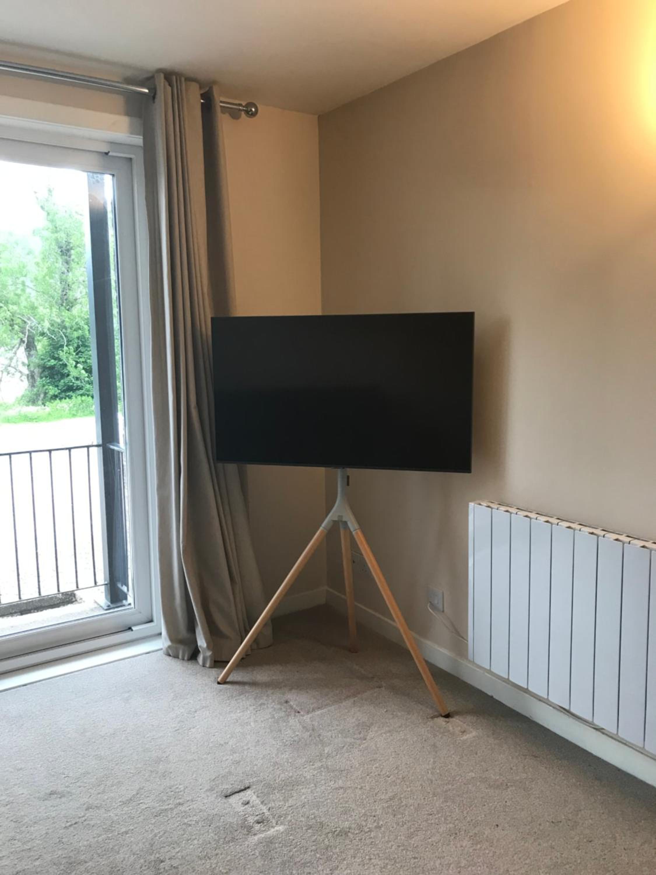 One-Bedroom Apartment - Photo 32