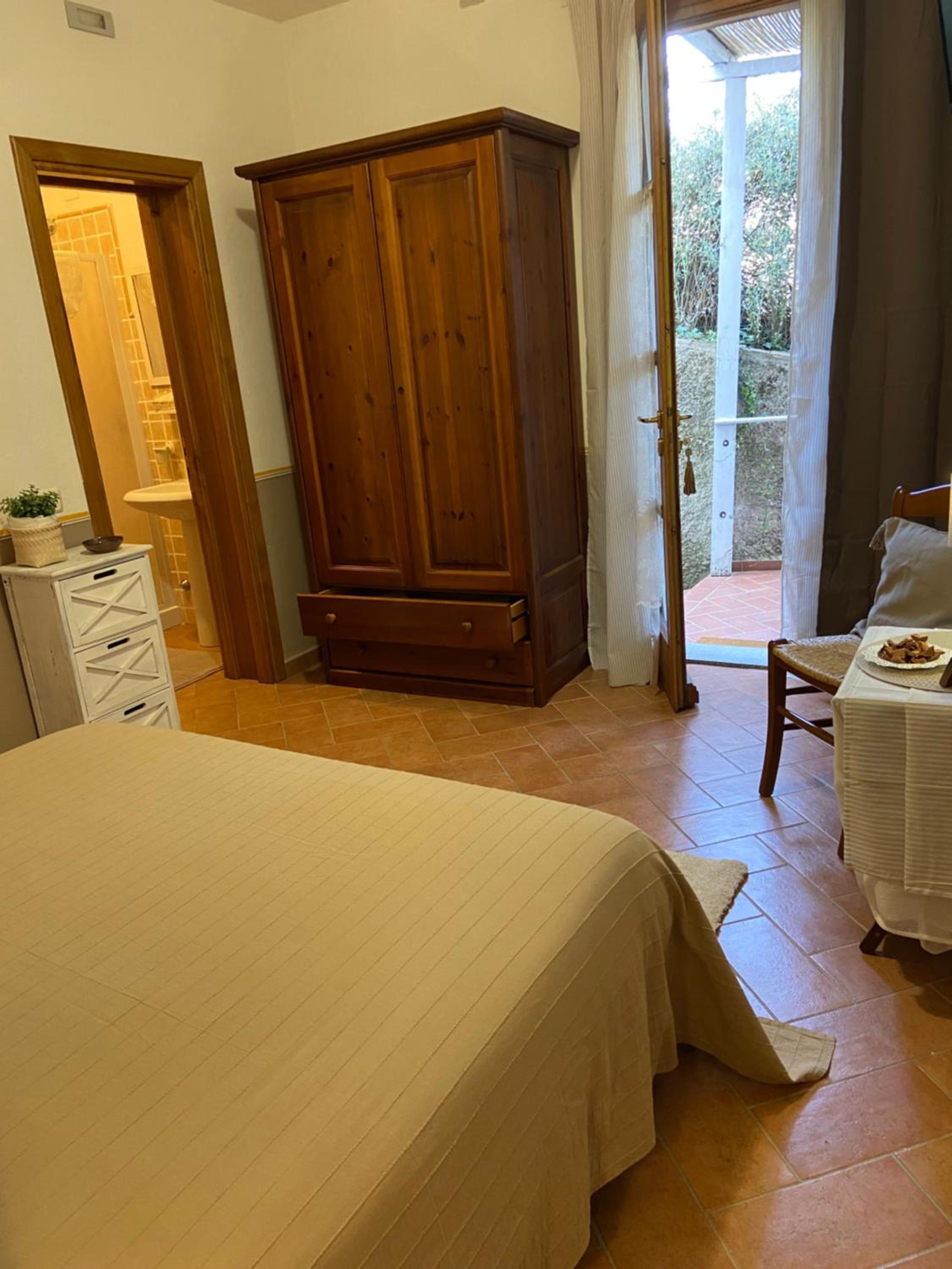 Small Double Room photo 1