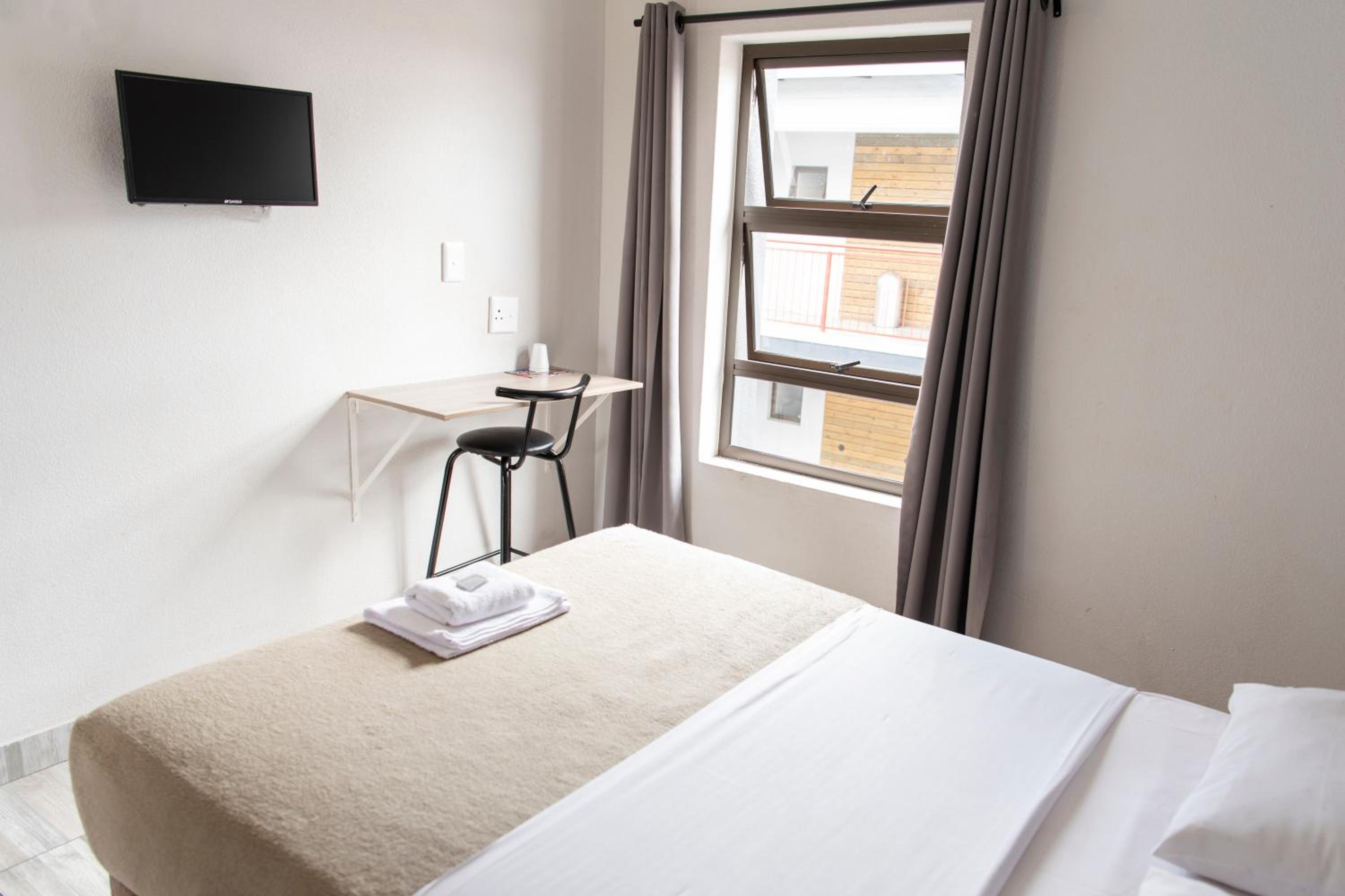 Standard Double Room photo 3