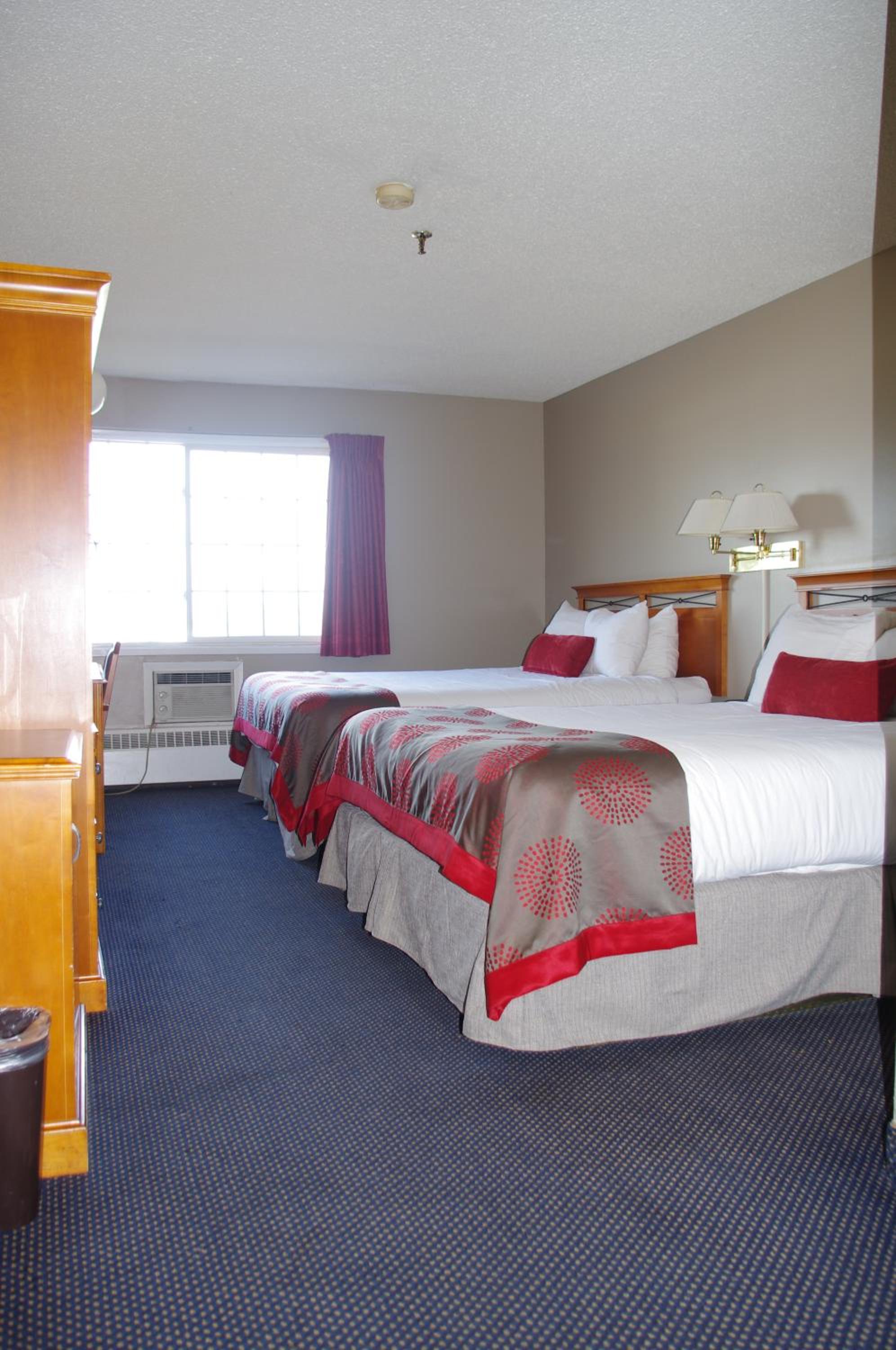 Queen Room with Two Queen Beds - Non-Smoking