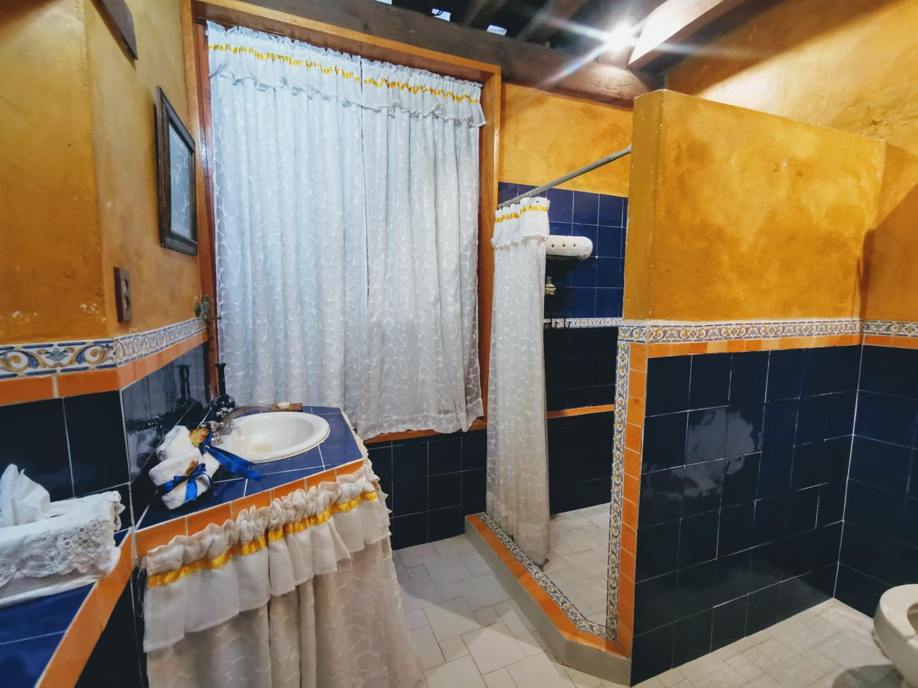 Family Studio - Photo 2