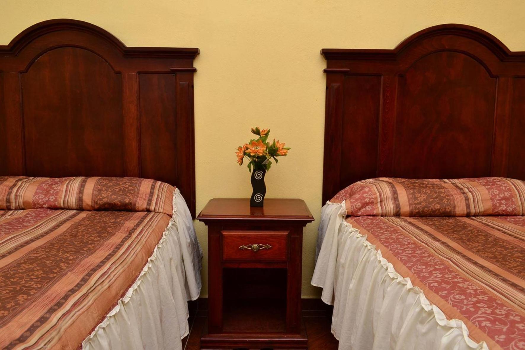 Twin Room - Photo 6