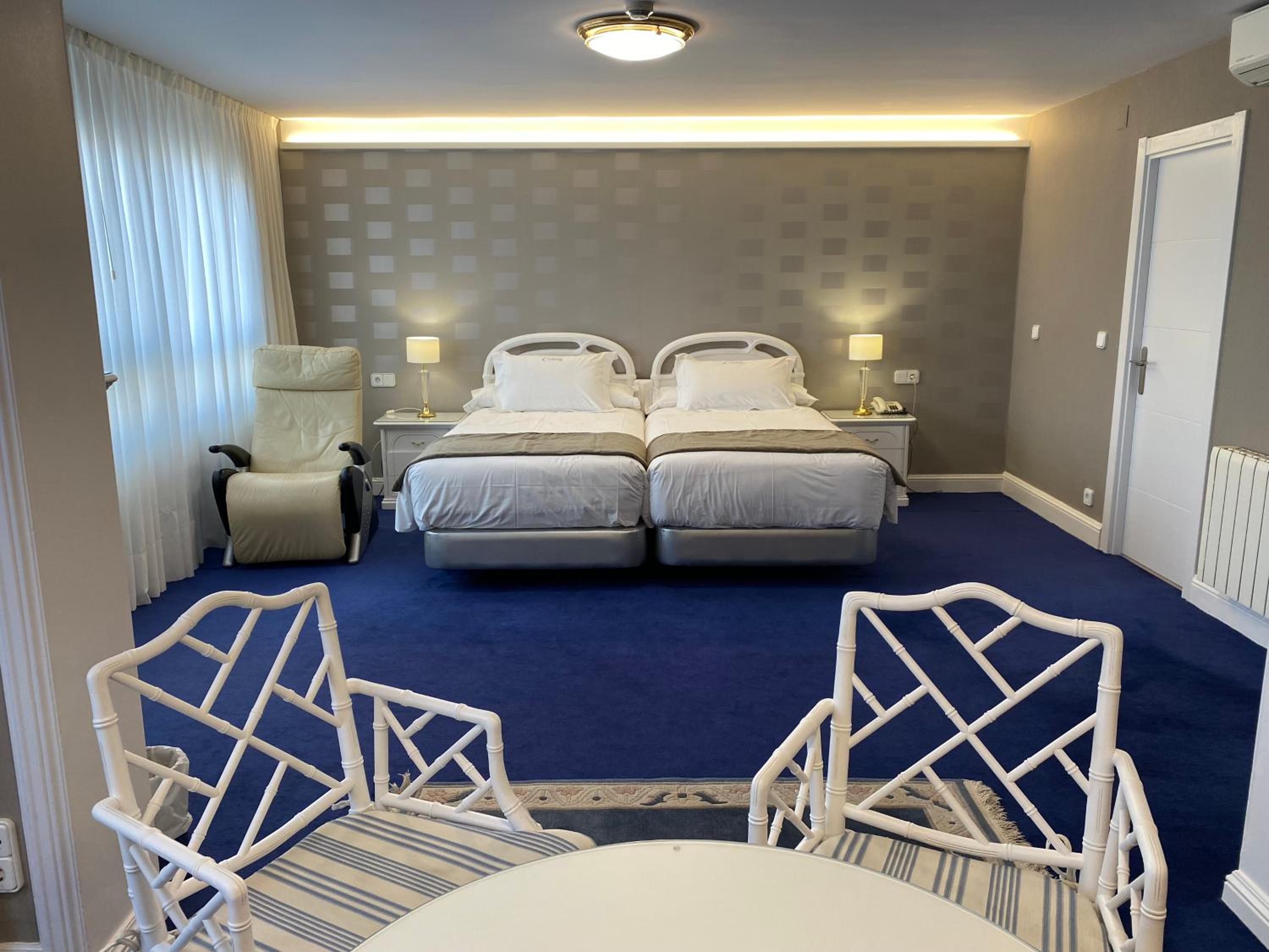 Superior Double Room - Photo 3