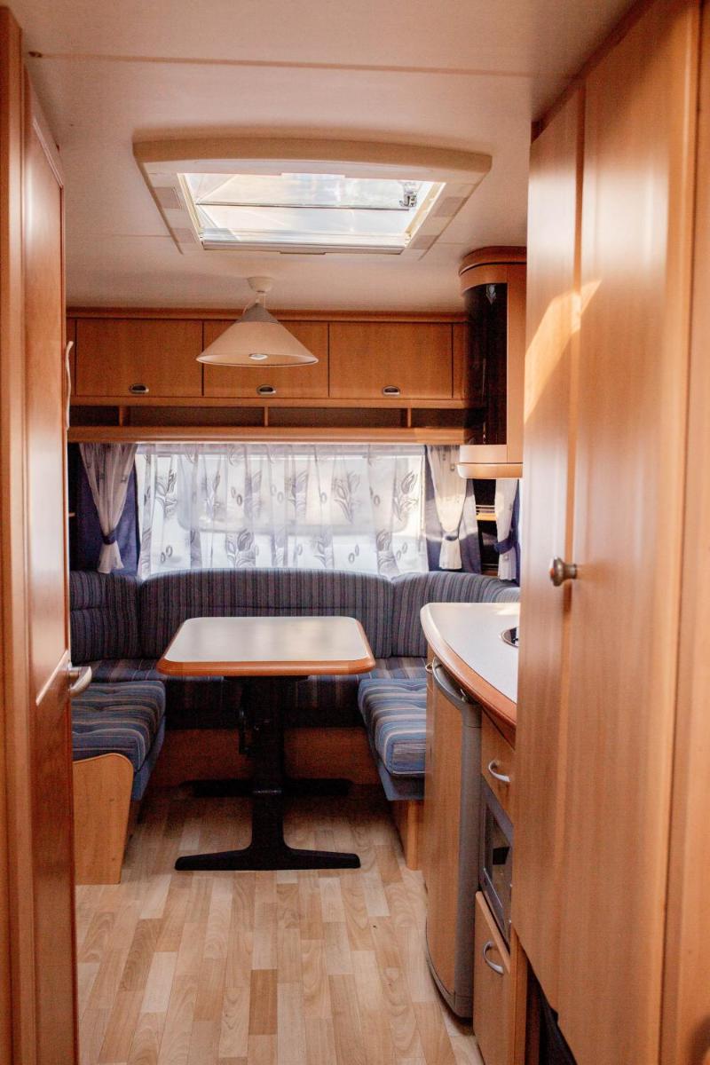 Caravan - Photo 2