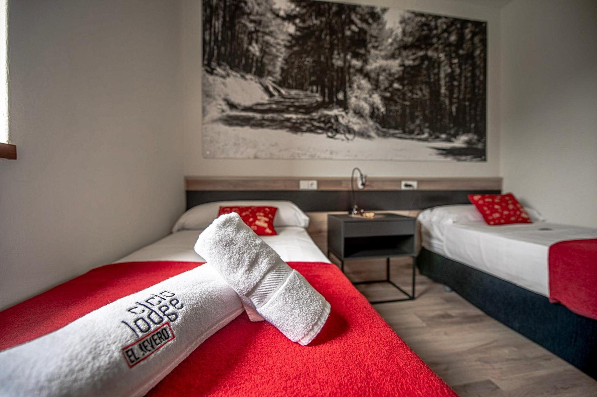Suite with Mountain View - Photo 3