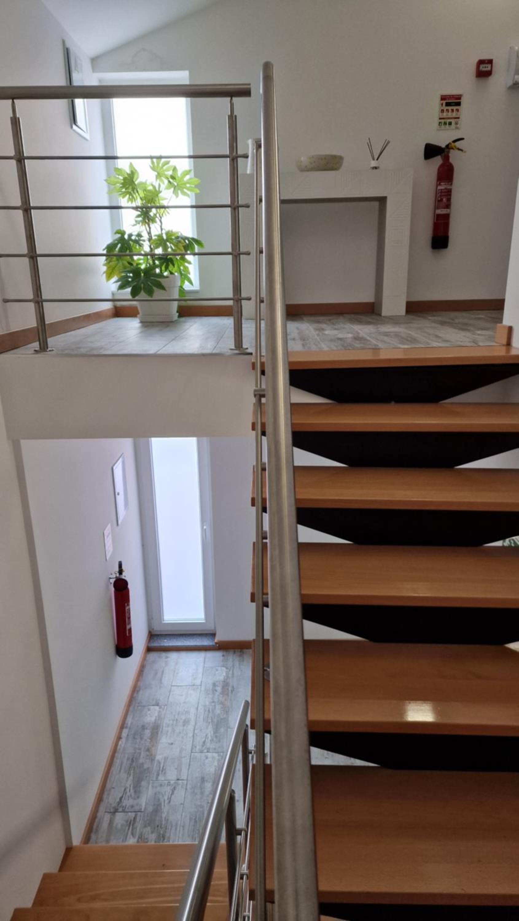 Double Room with Balcony - Photo 5