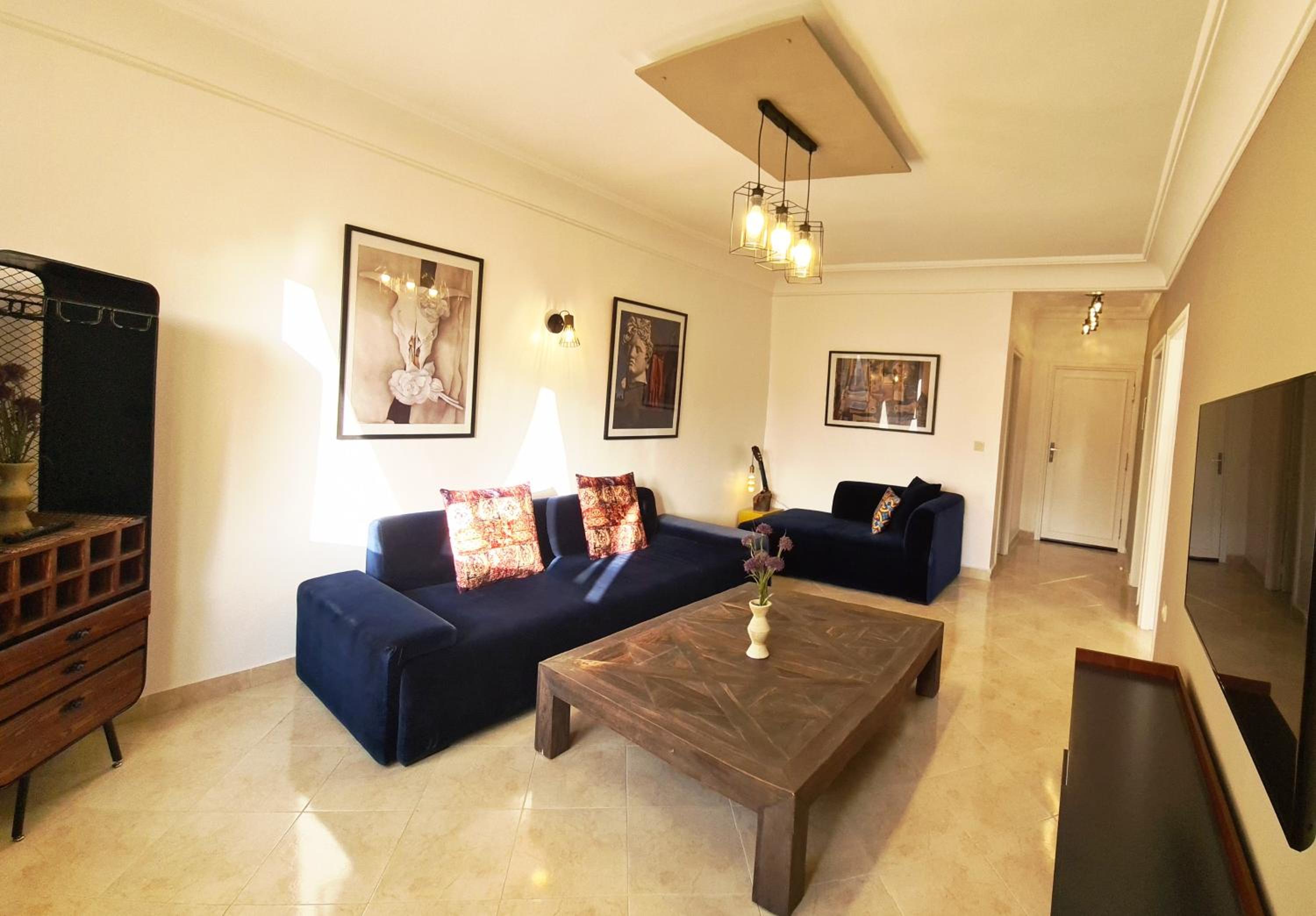 One-Bedroom Apartment - Photo 13