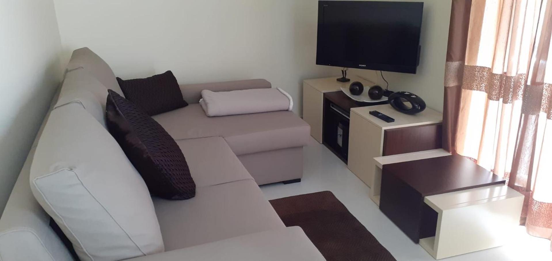 One-Bedroom Apartment - Photo 14