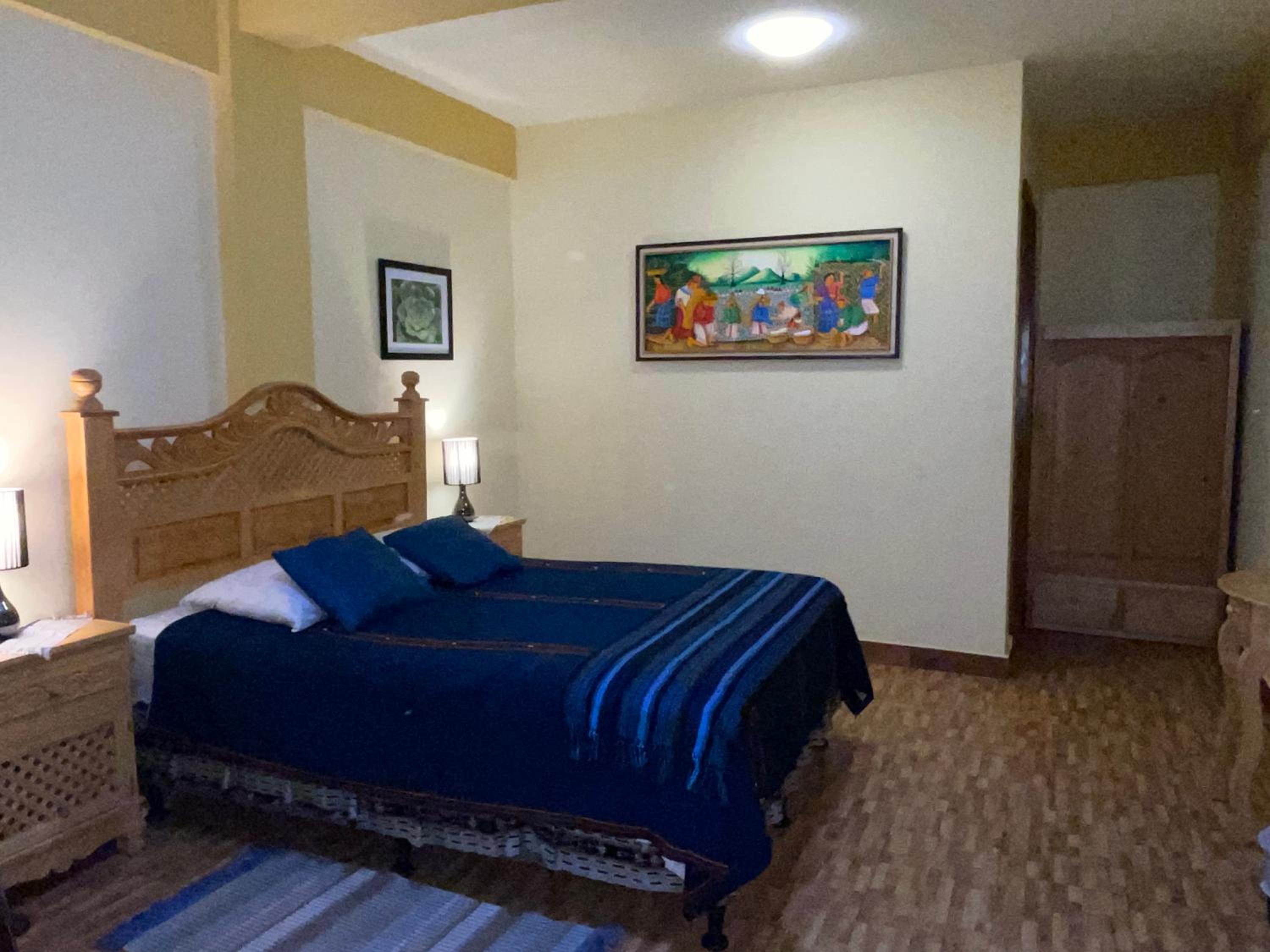 Deluxe Queen Room