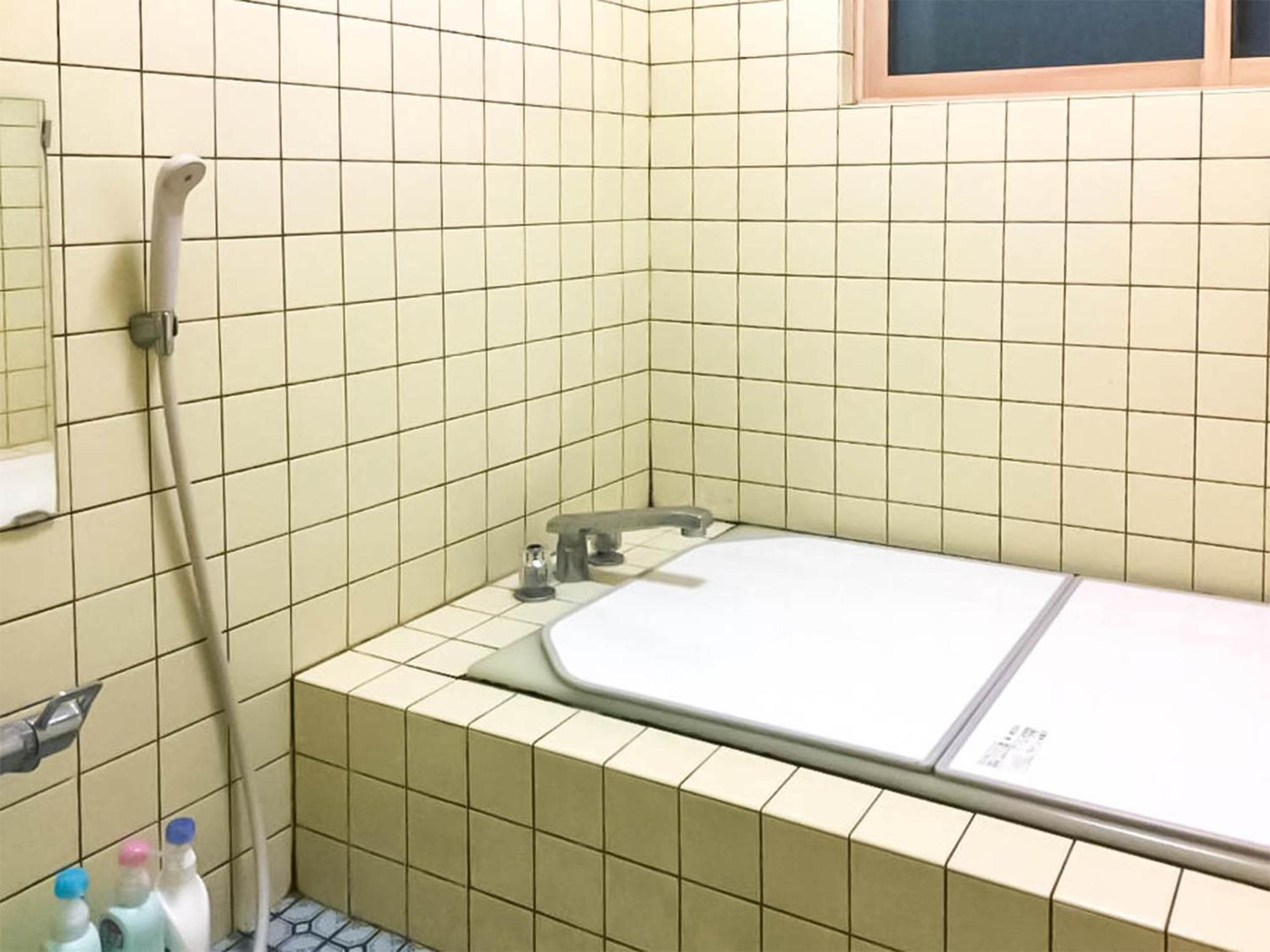 Budget Room with Shared Bathroom photo 3