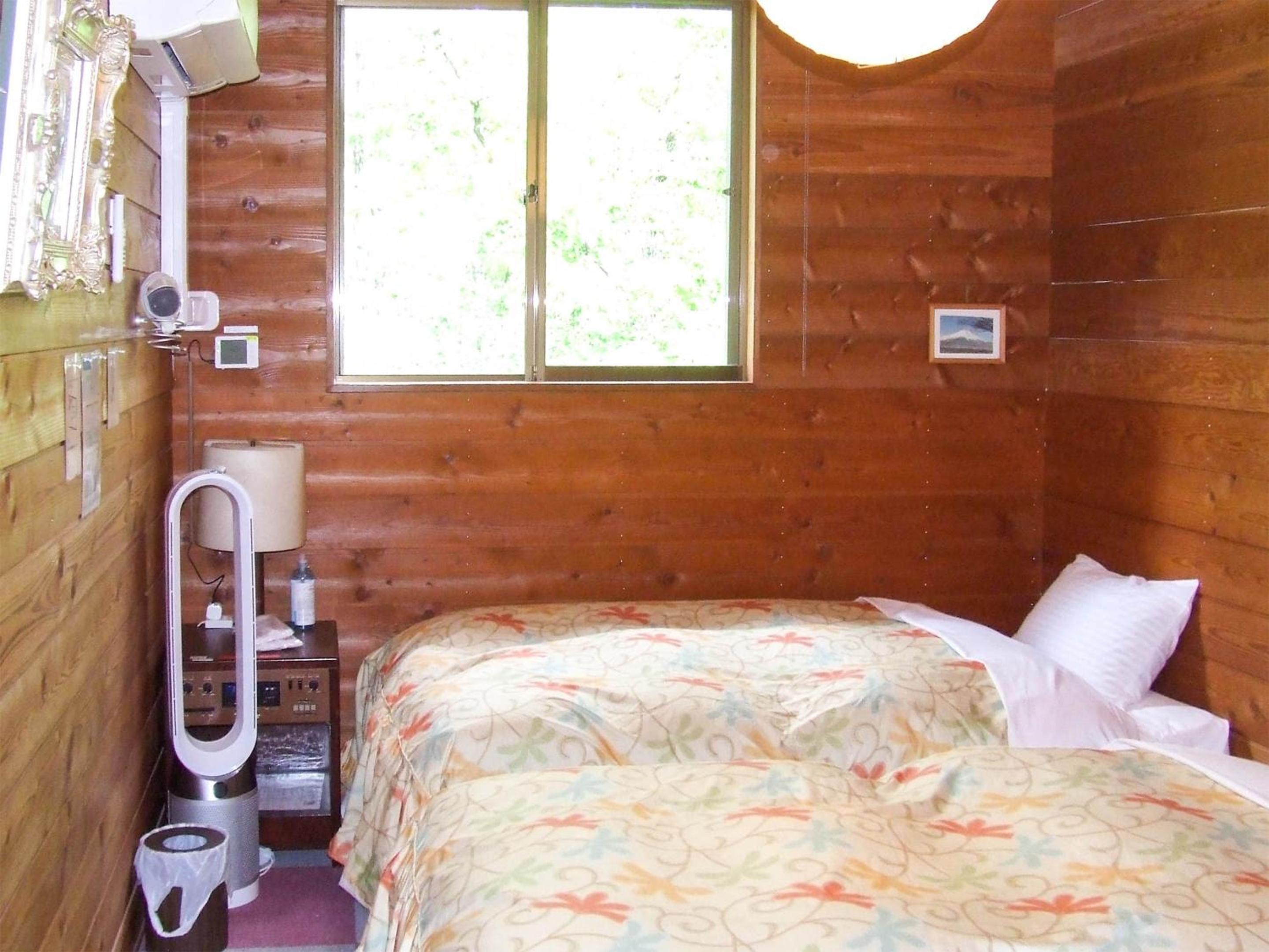 Quadruple Room with Shared Bathroom