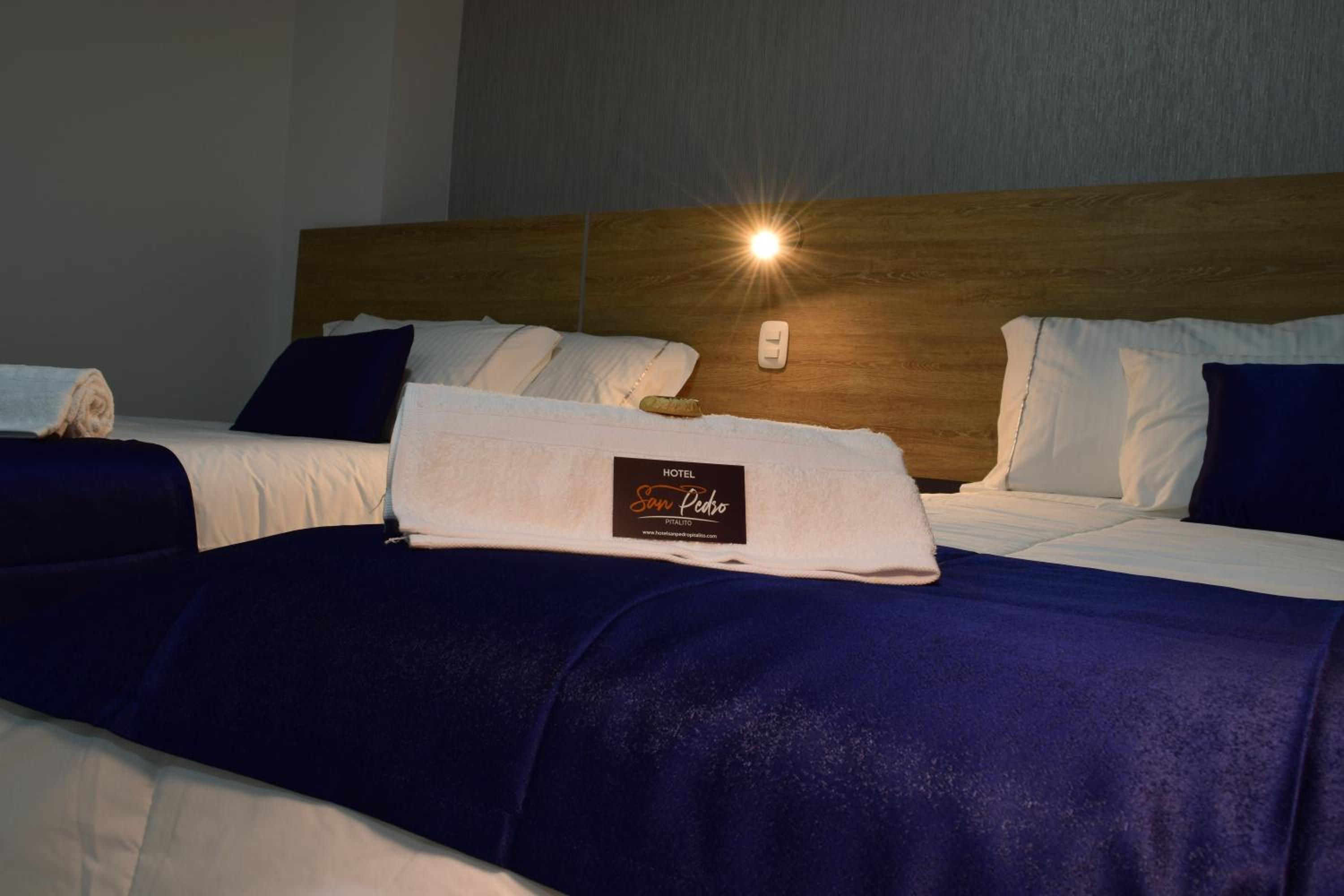Standard Twin Room photo 3