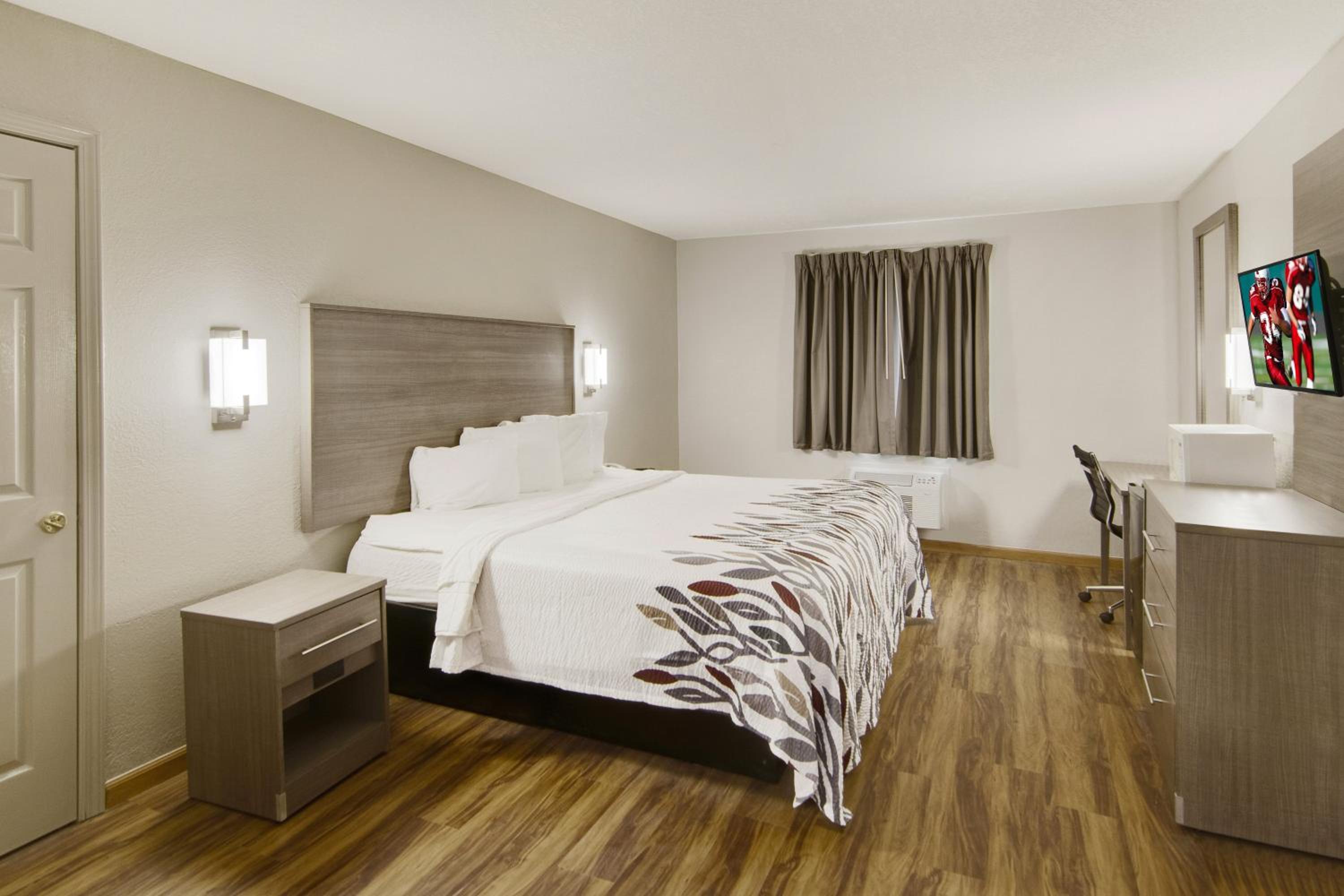 Deluxe King Room Non-Smoking photo 1