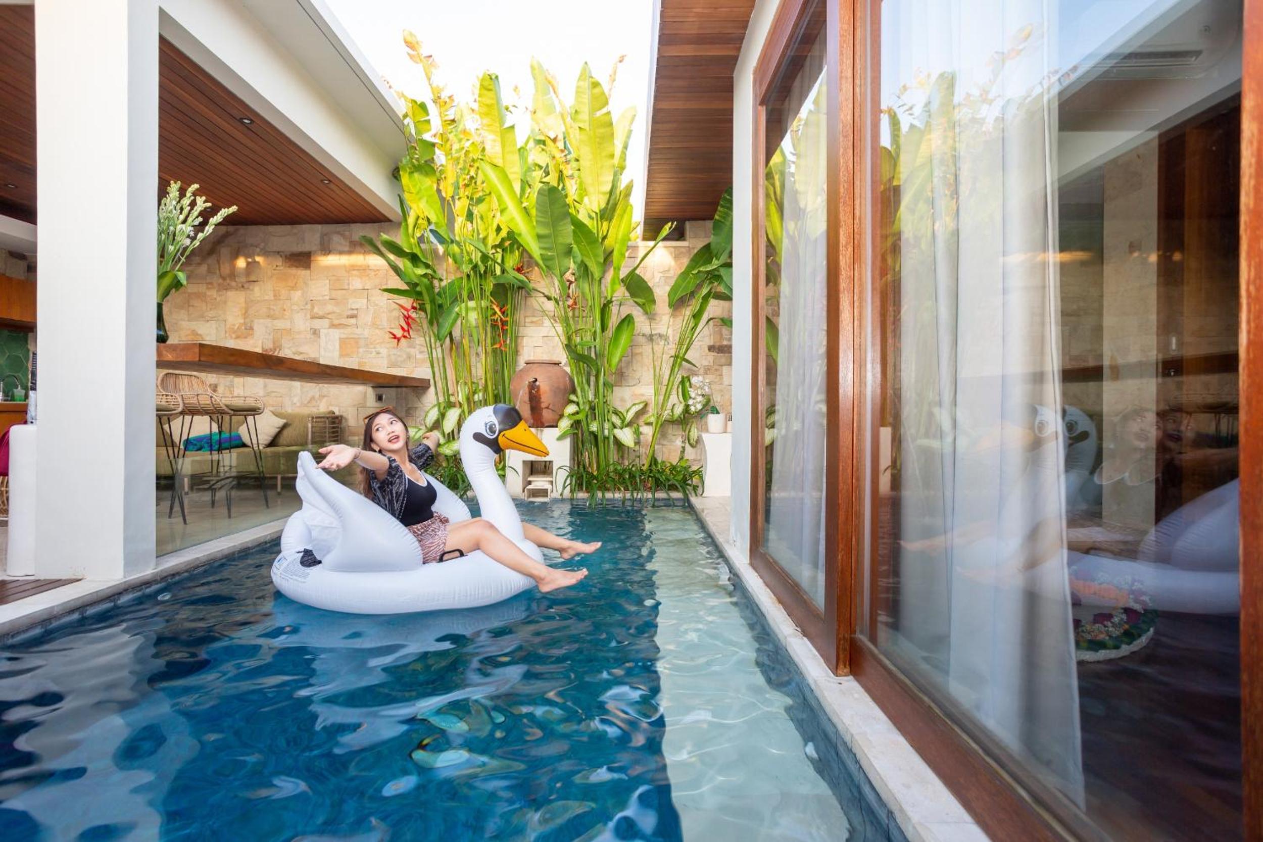 One-Bedroom Villa with Private Pool - Photo 36