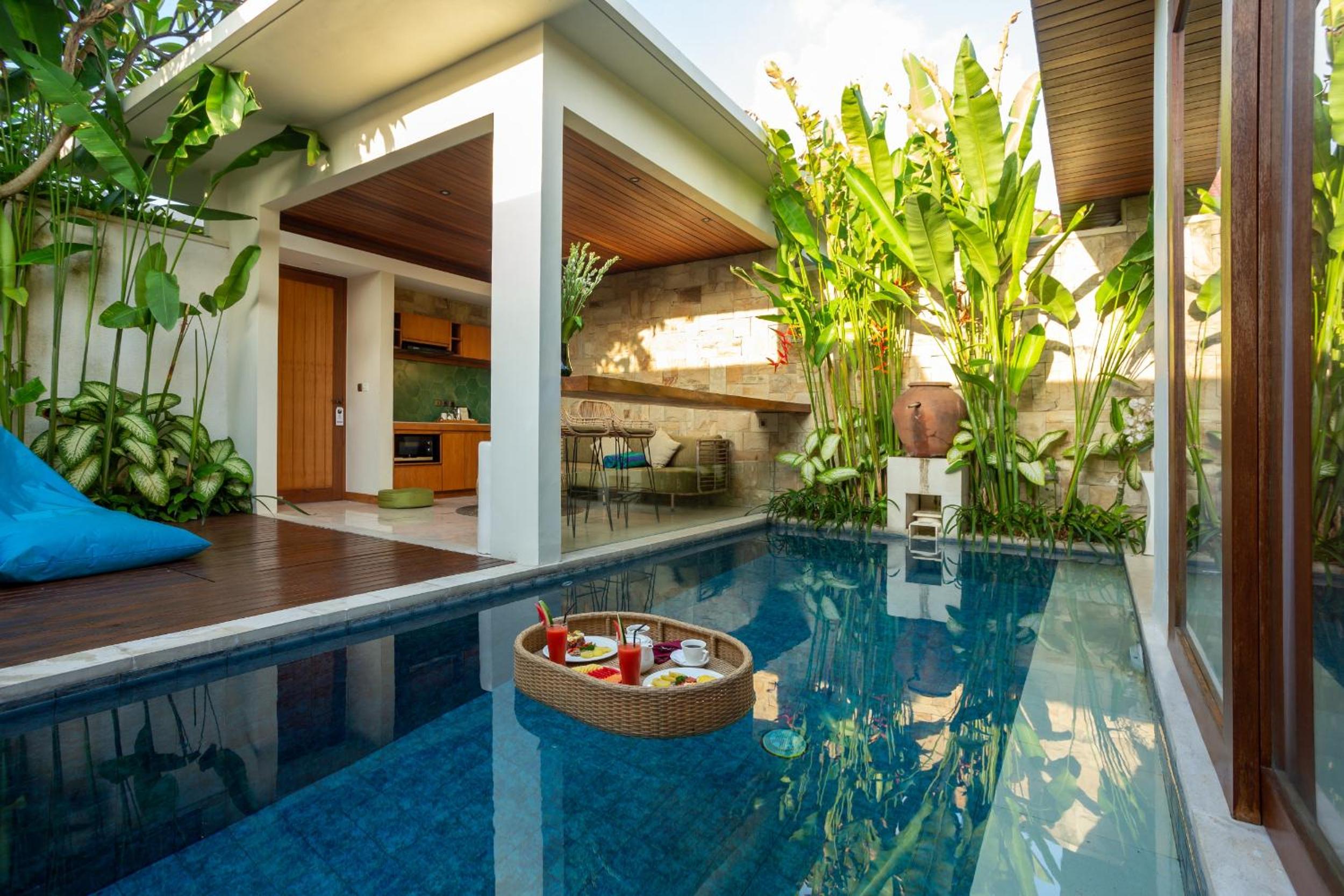 One-Bedroom Villa with Private Pool - Photo 29