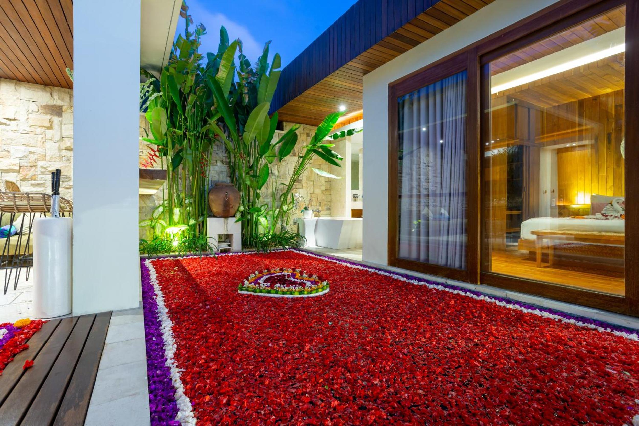 One-Bedroom Villa with Private Pool - Photo 7