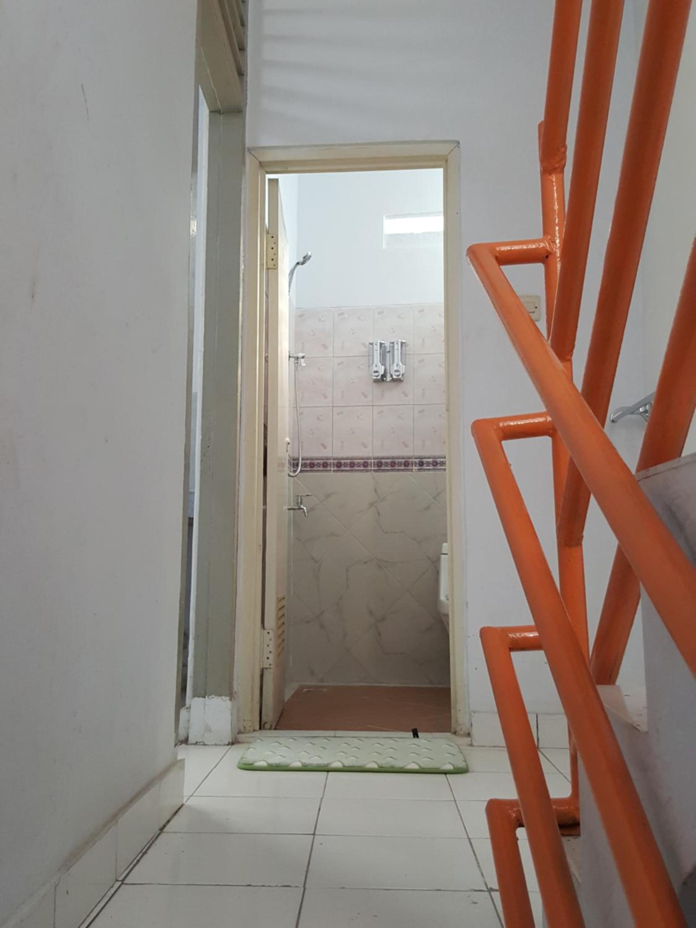 Double Room - Photo 6