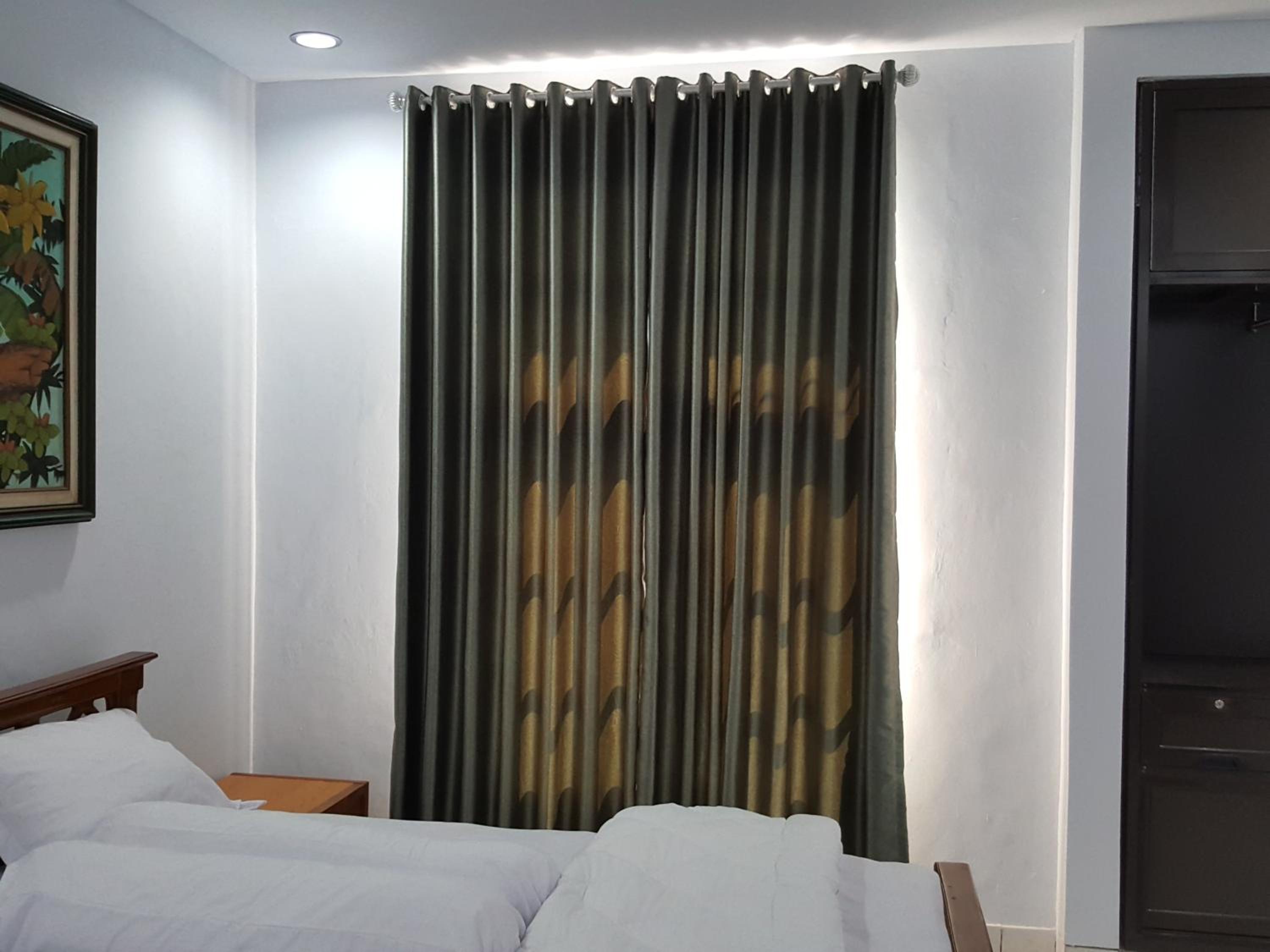 Double Room - Photo 7
