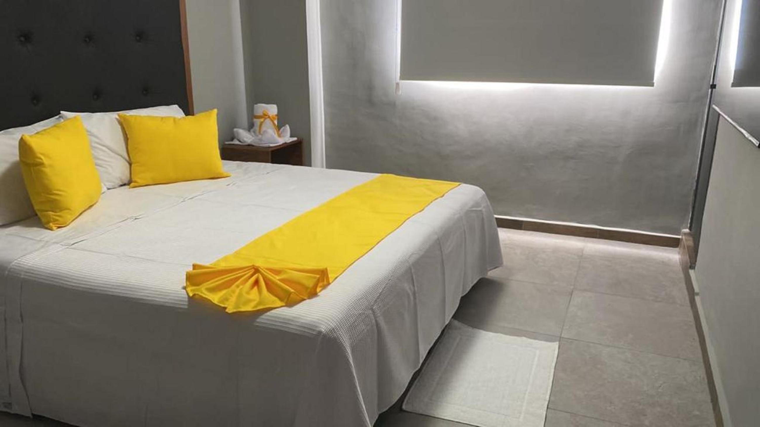 King Suite - Photo 18
