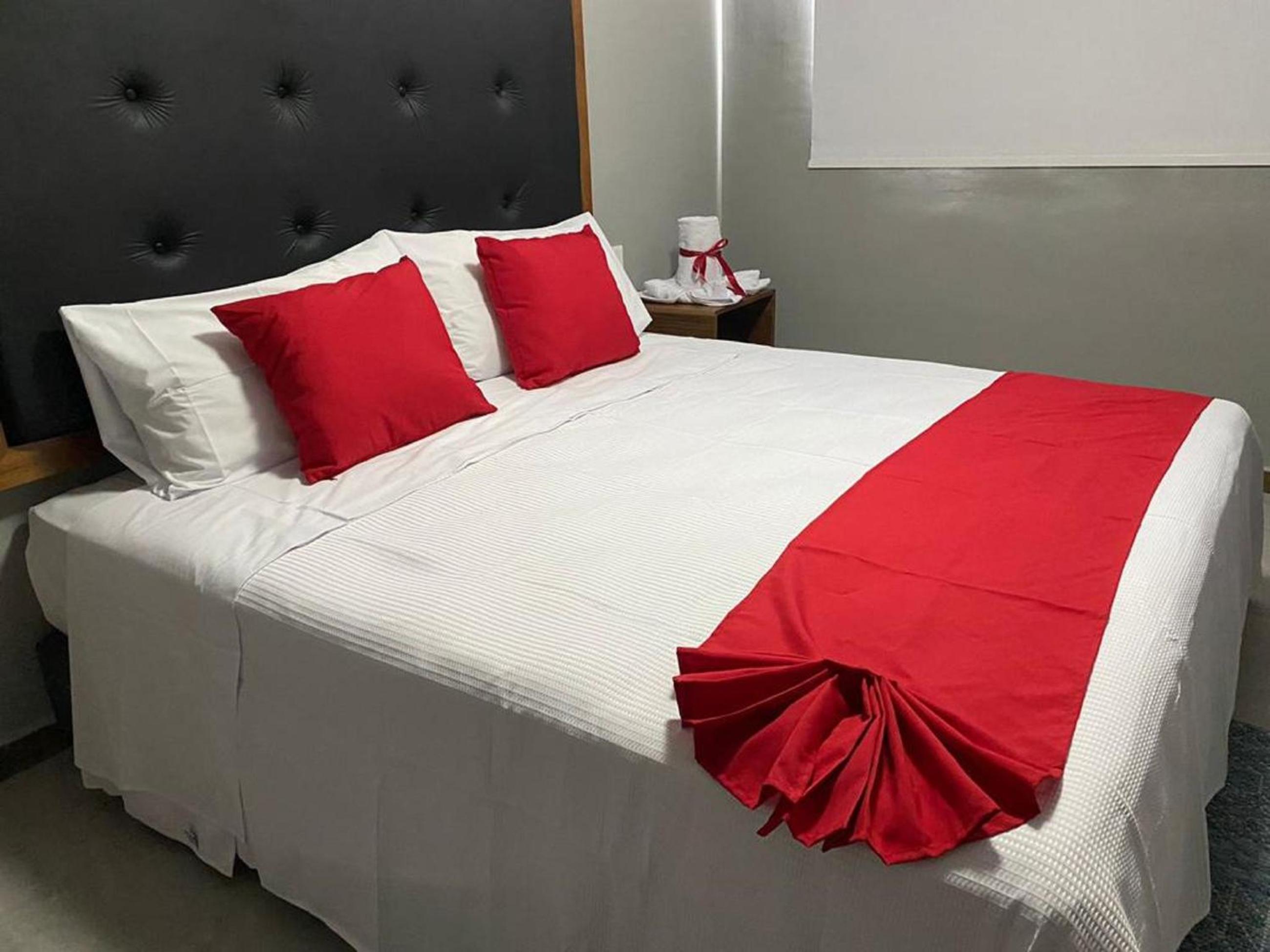 King Suite - Photo 14