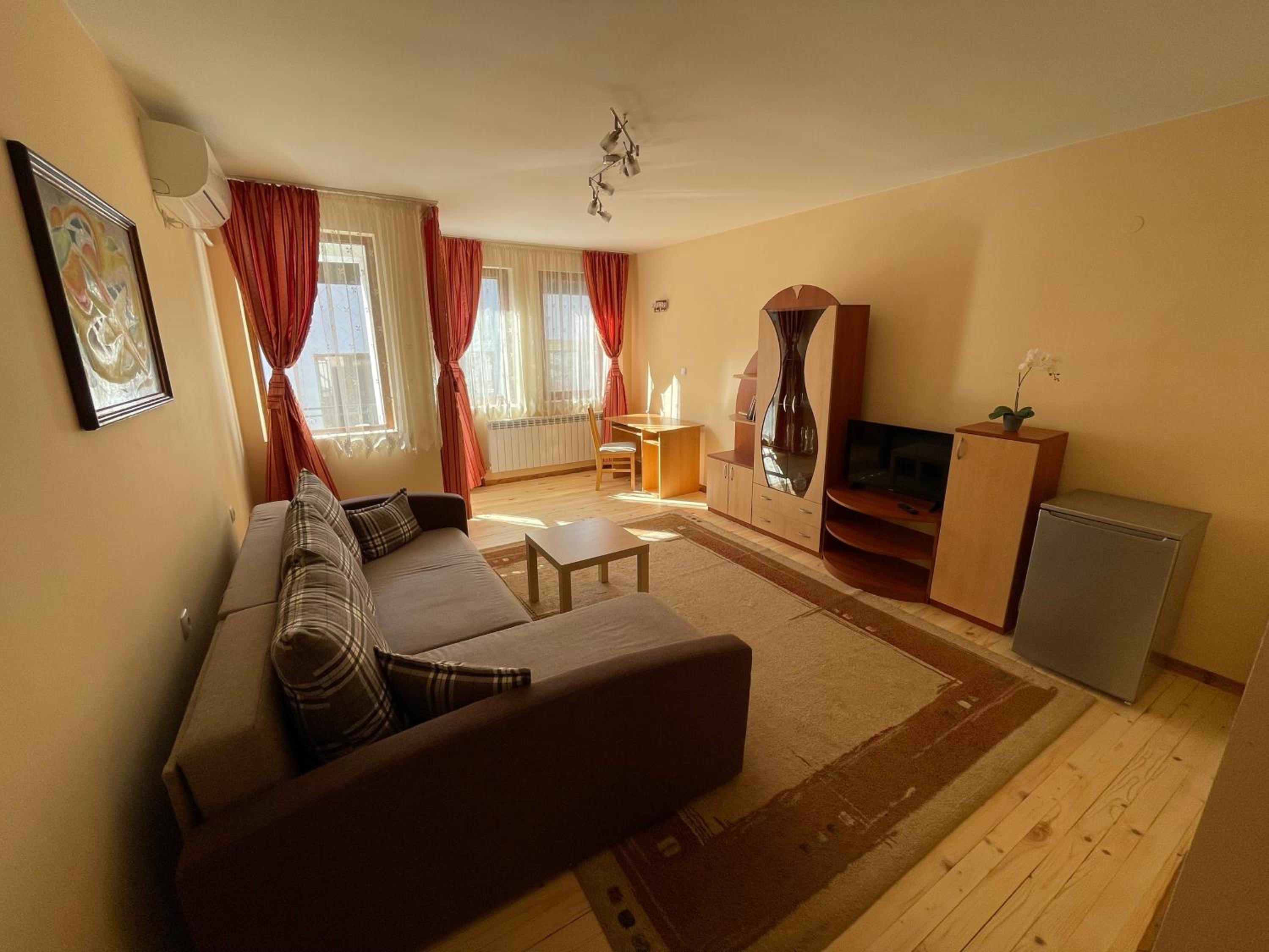 One-Bedroom Suite with Balcony - Photo 1